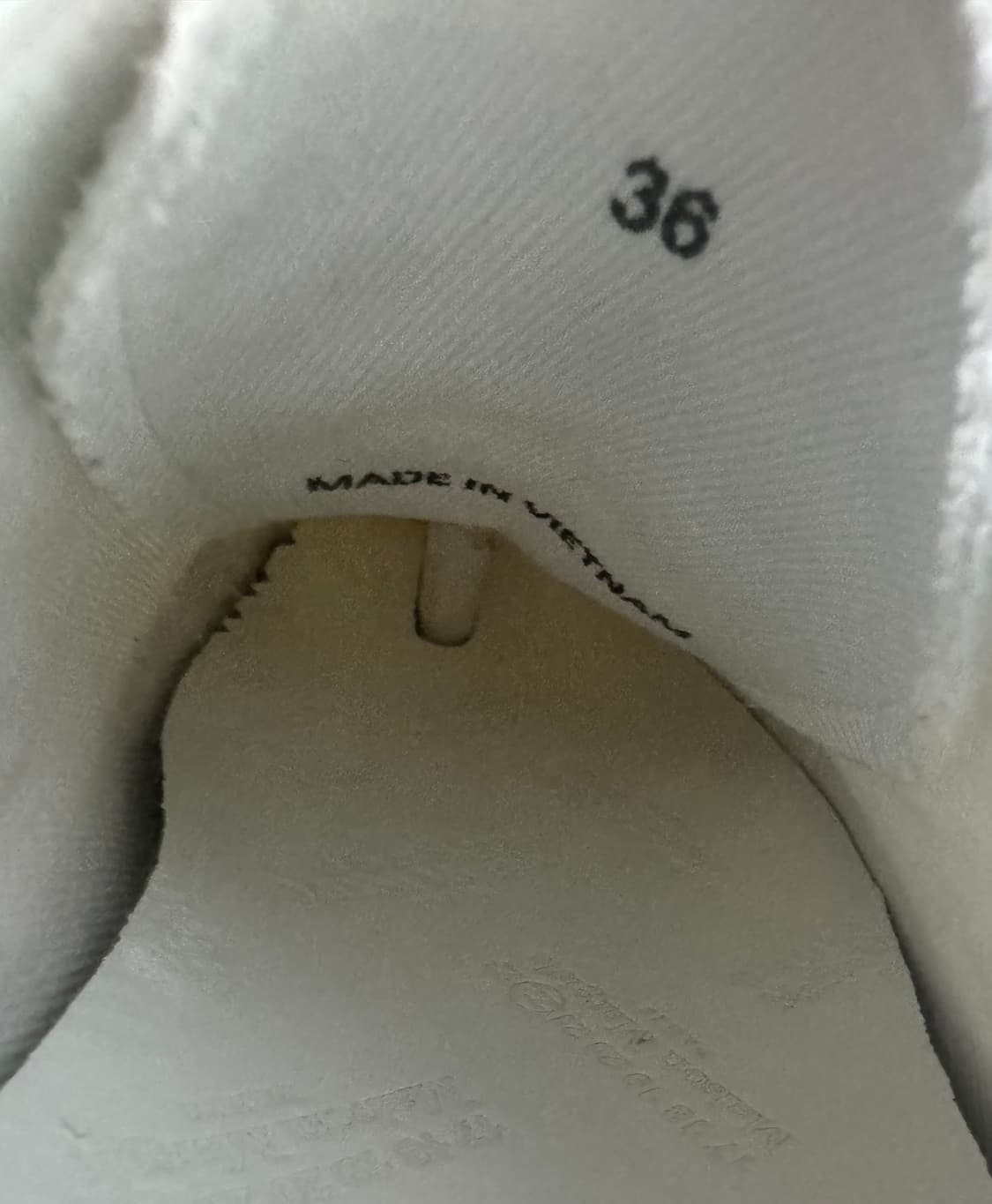 MAISON MARGIELA 메종 마르지엘라 화이트 캔버스 타비 스니커즈 상품이미지7