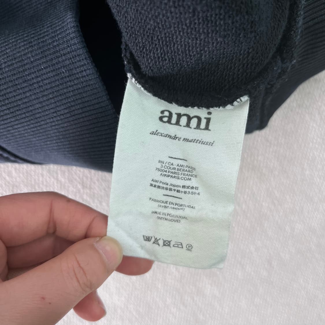 100 아미 22ss 스몰로고 맨투맨 상품이미지6