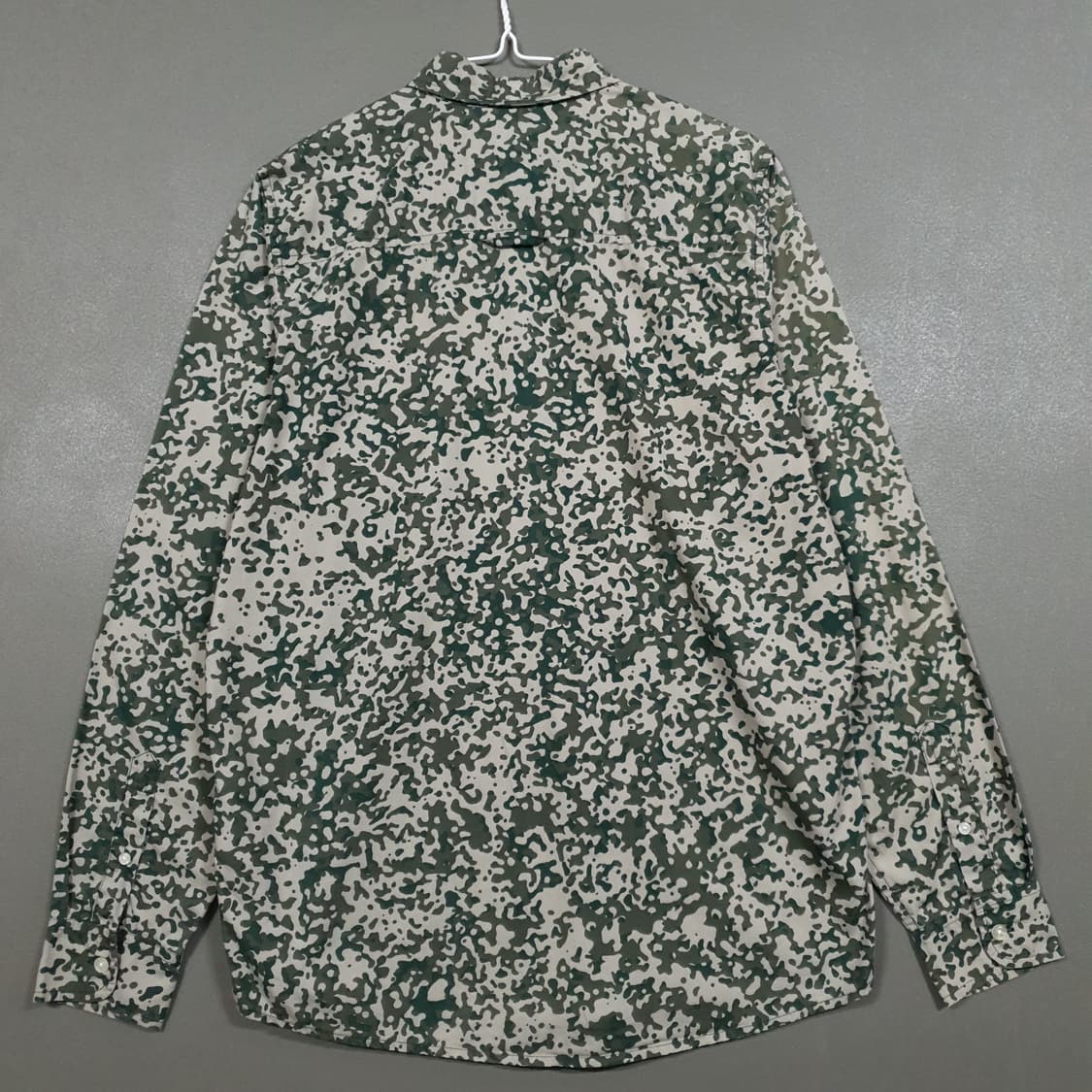 실측 M (95) 칼하트 카모 스테인 밀리터리 포켓 셔츠 긴팔 남방 상품이미지10