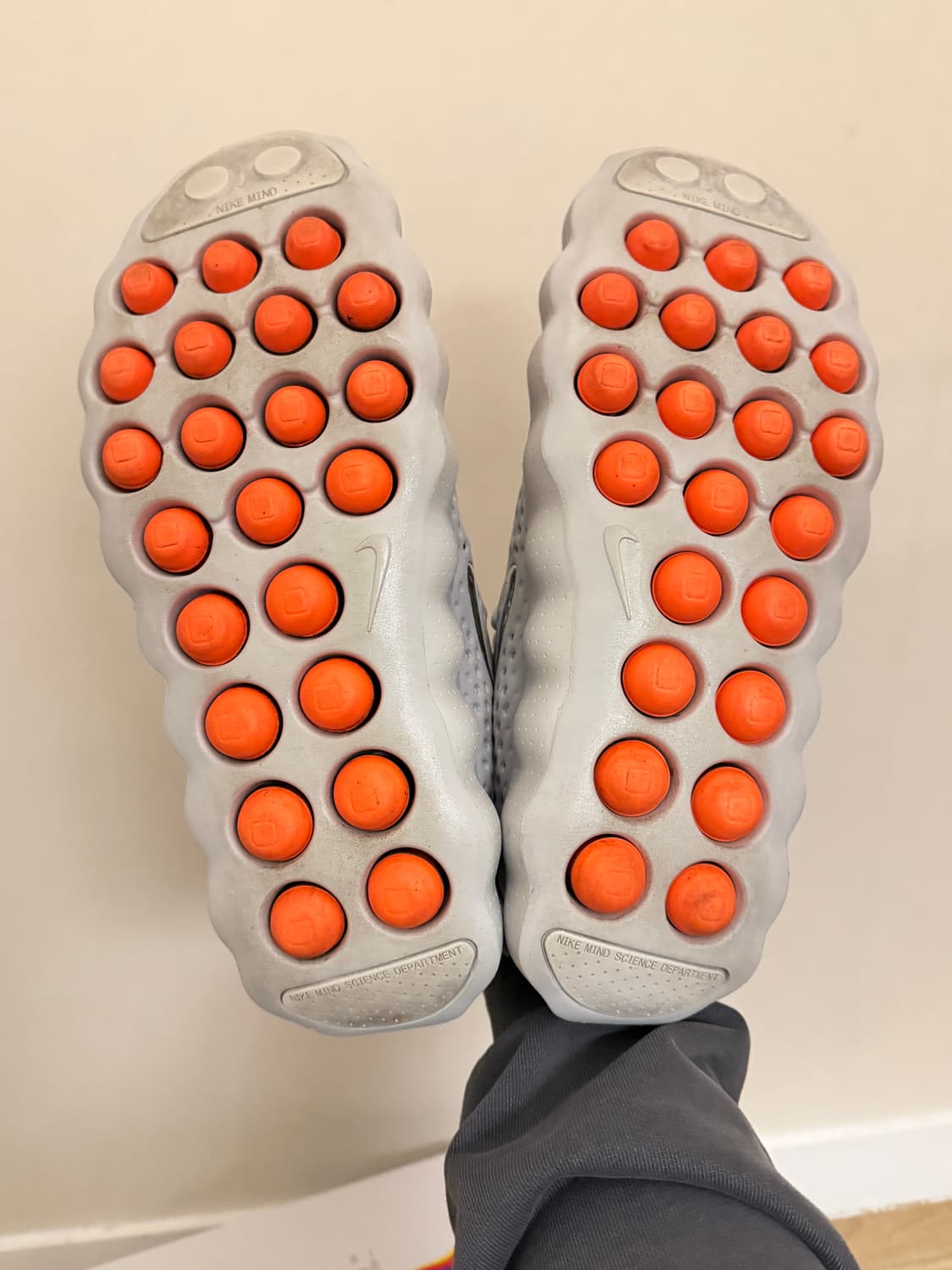 나이키 마인드 002 그레이 280 상품이미지8