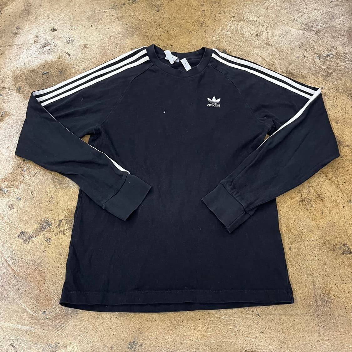 아디다스 검흰 블랙 롱슬리브리스 상품이미지2