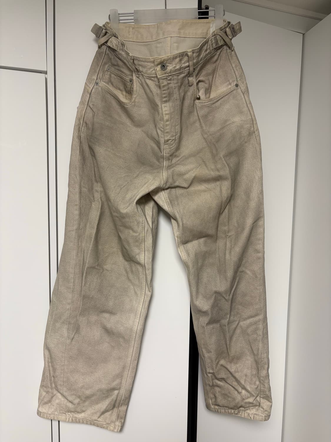 이예 왁스 코팅진 오프화이트 라지 상품이미지1