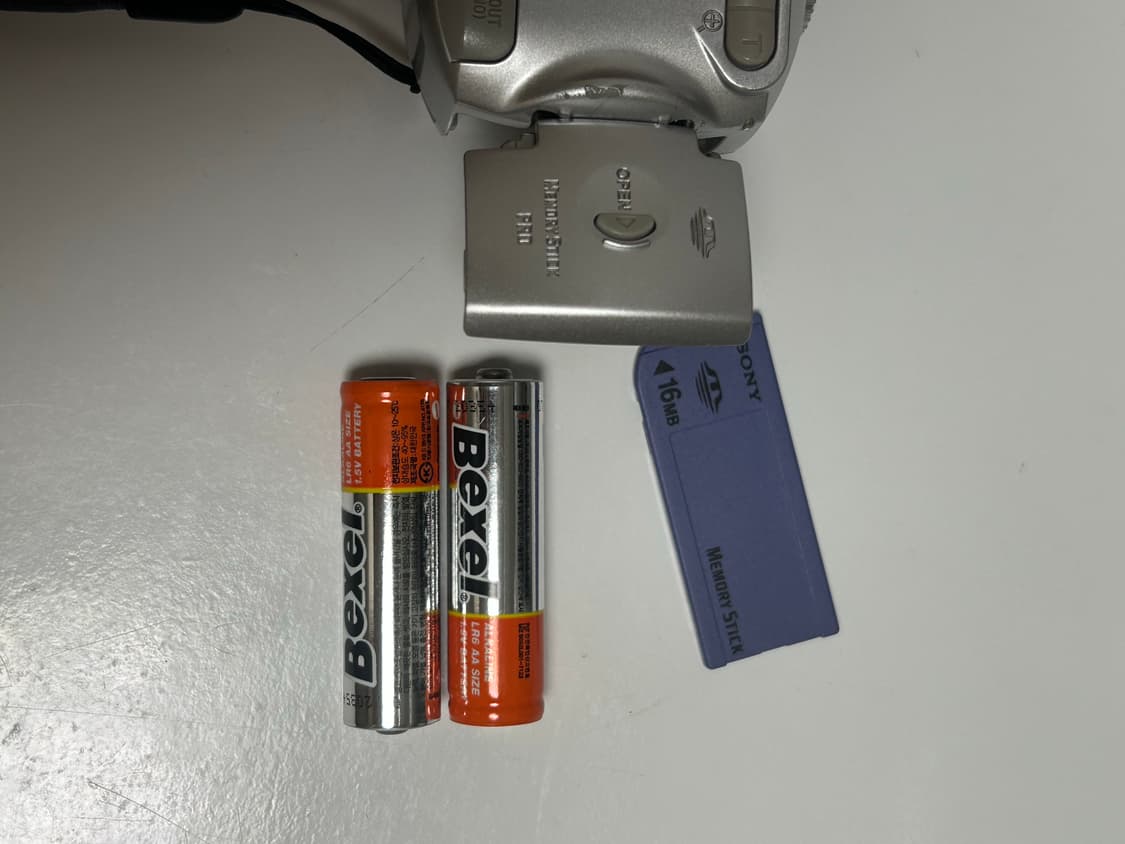 소니 사이버샷 dsc p-73 상품이미지4