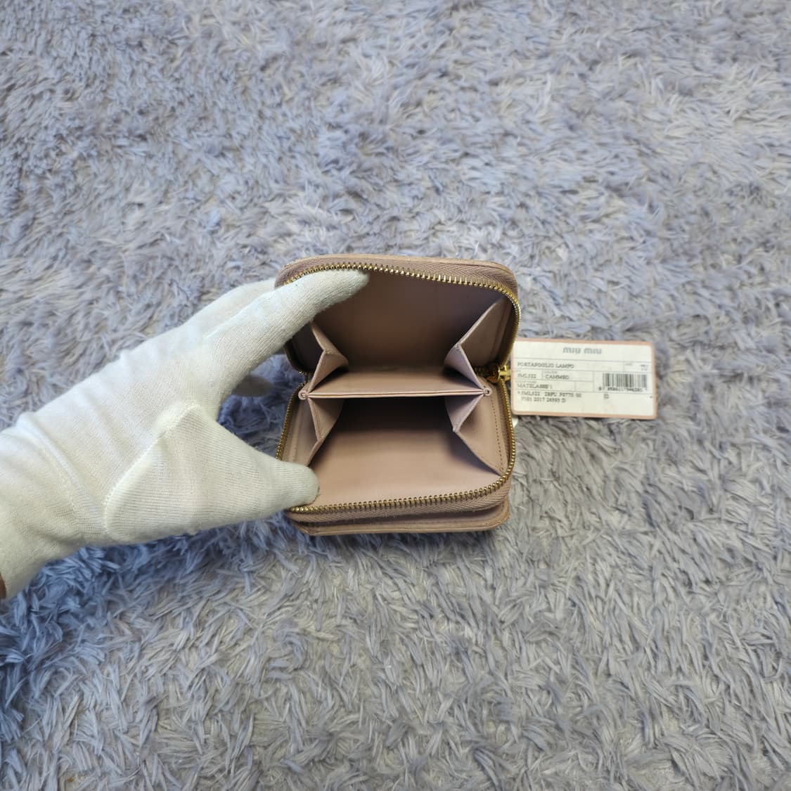 {클로젯}[보증서]미우미우 마테라쎄 지퍼 어라운드 중지갑 상품이미지7