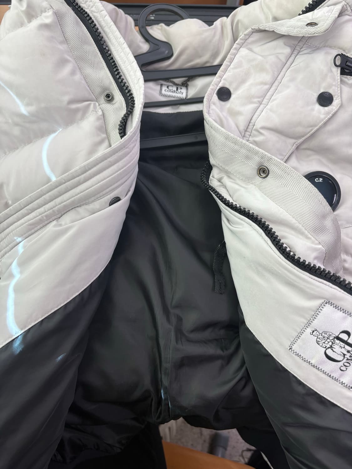 cp 컴퍼니 조끼패딩 상품이미지1