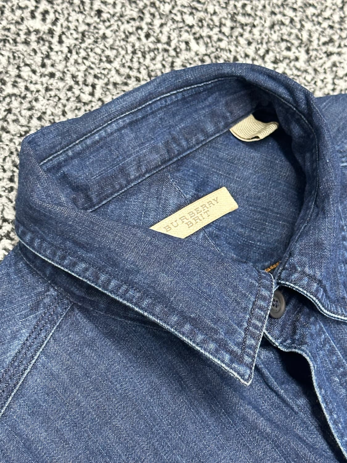 버버리 데님 청 셔츠 상품이미지4