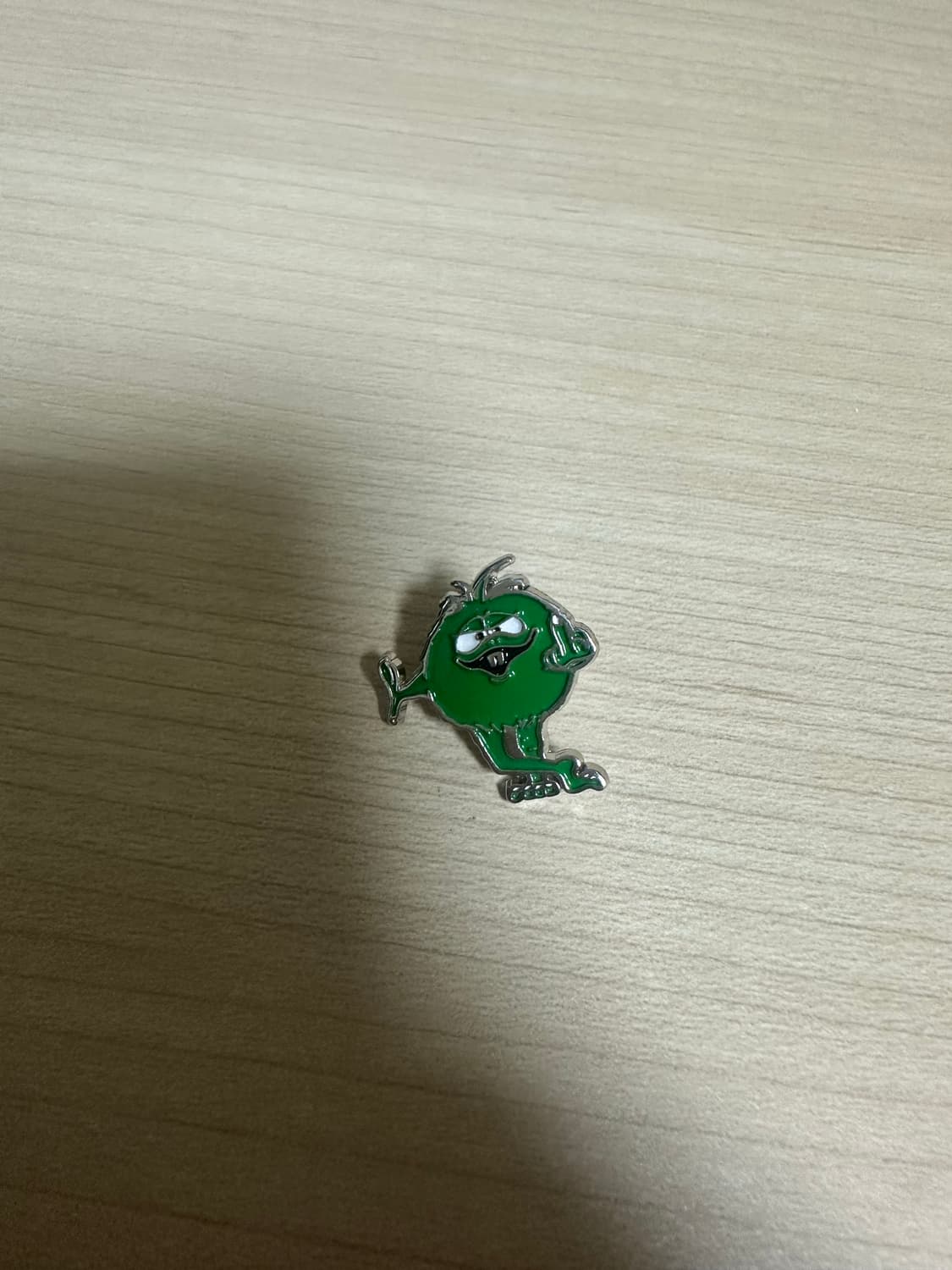 슈프림 카마초 핀 상품이미지1