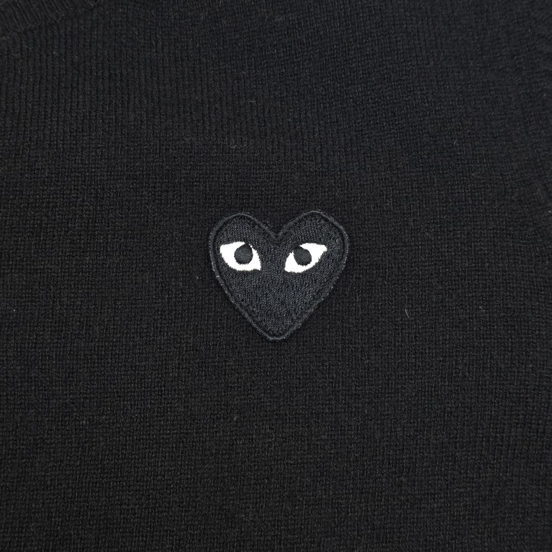 꼼데가르송 플레이 여성 라운드넥 가디건 블랙 상품이미지3