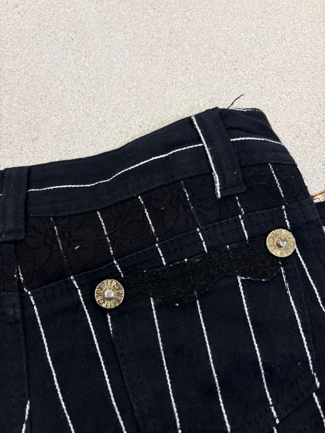 디그딥 스트라이프 버클 숏팬츠 상품이미지6