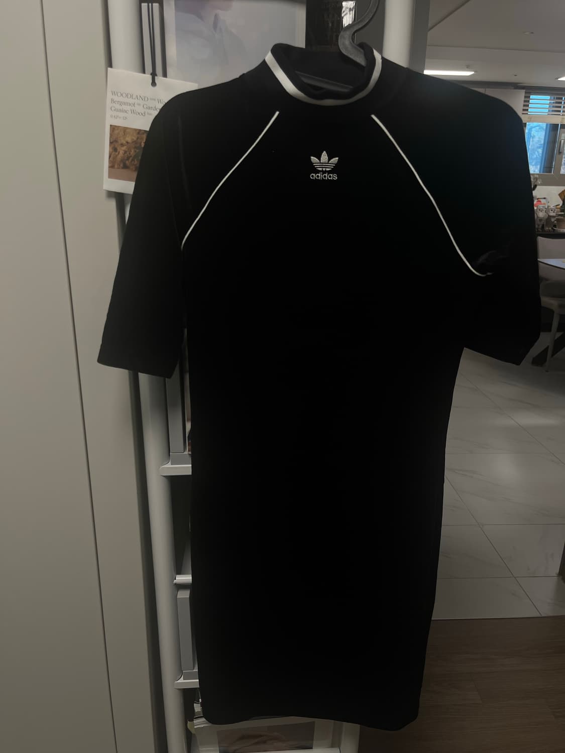 아디다스 벨벳 드레스 블랙 새상품 상품이미지2