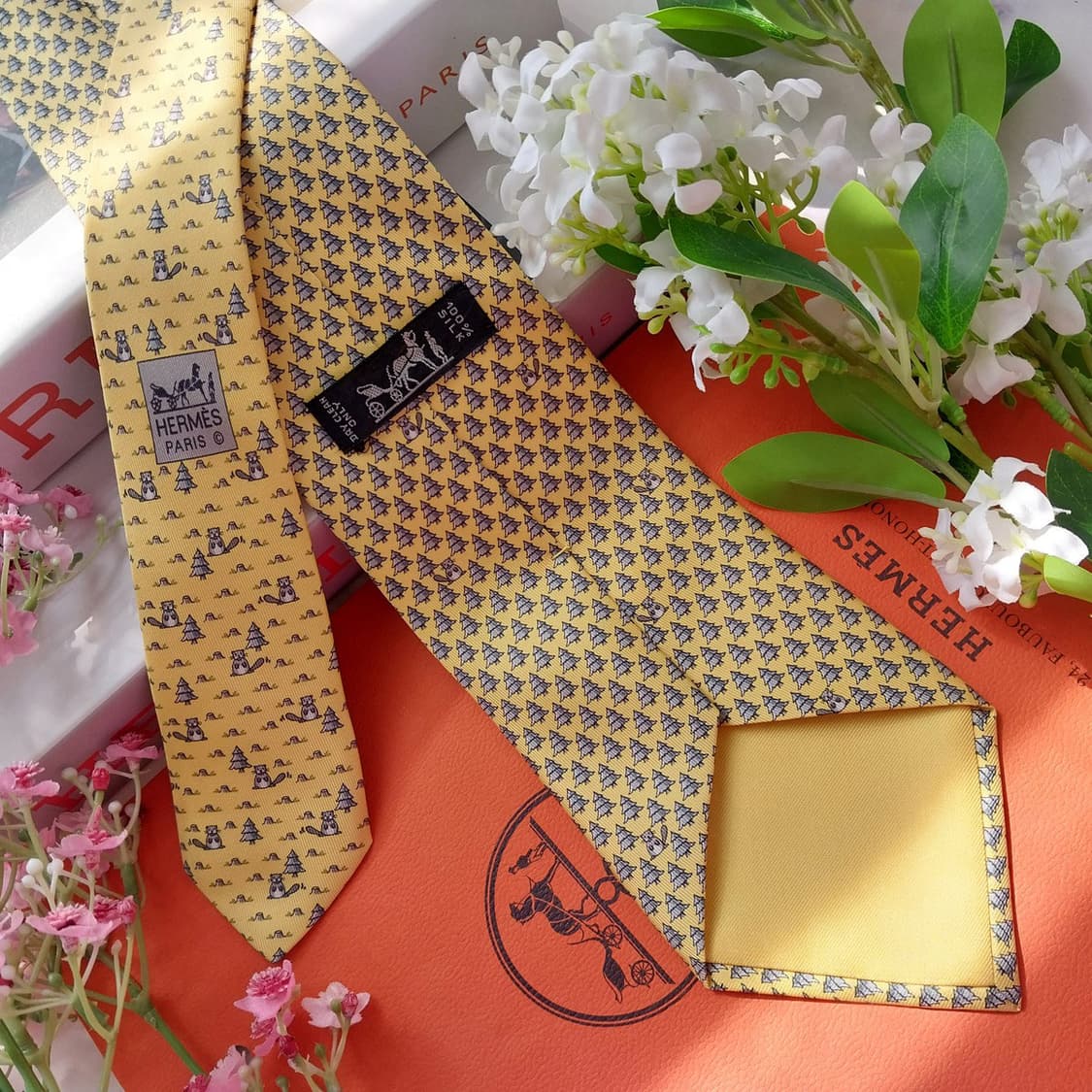 에르메스 실크 숲속 패턴 넥타이 9.5cm A~A+등급 K2263
 상품이미지5