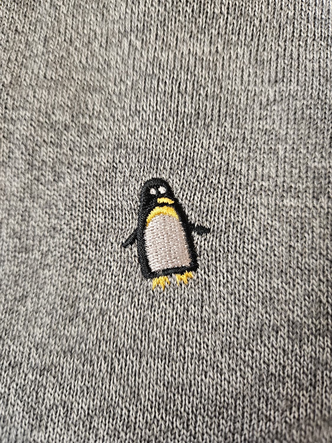[100]새제품 코오롱 브렌우드 펭귄 자수 남성니트 그레이 상품이미지6