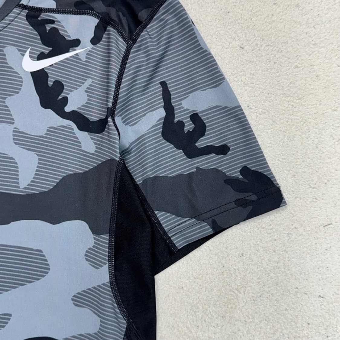 NIKE 프로 드라이핏 밀리터리 반팔 티 S 상품이미지2