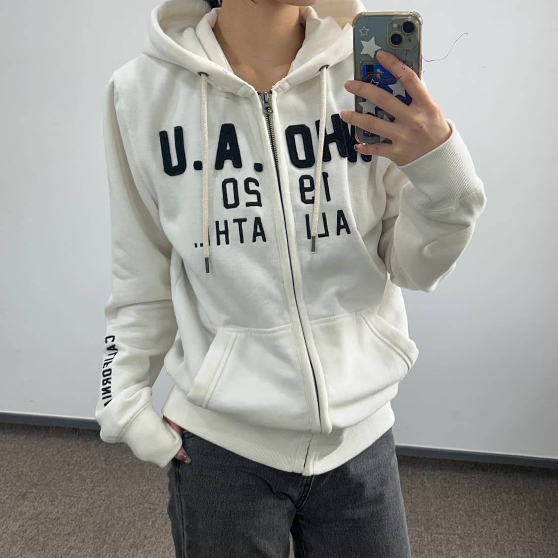 Who A U 후아유 블랙 스펠아웃 로고 화이트 후드집업 상품이미지2