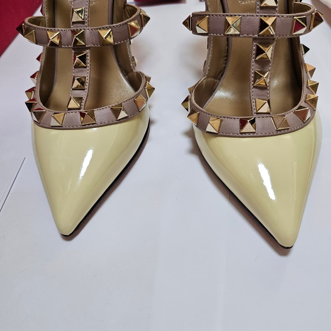 발렌티노 락스터드힐 상품이미지6