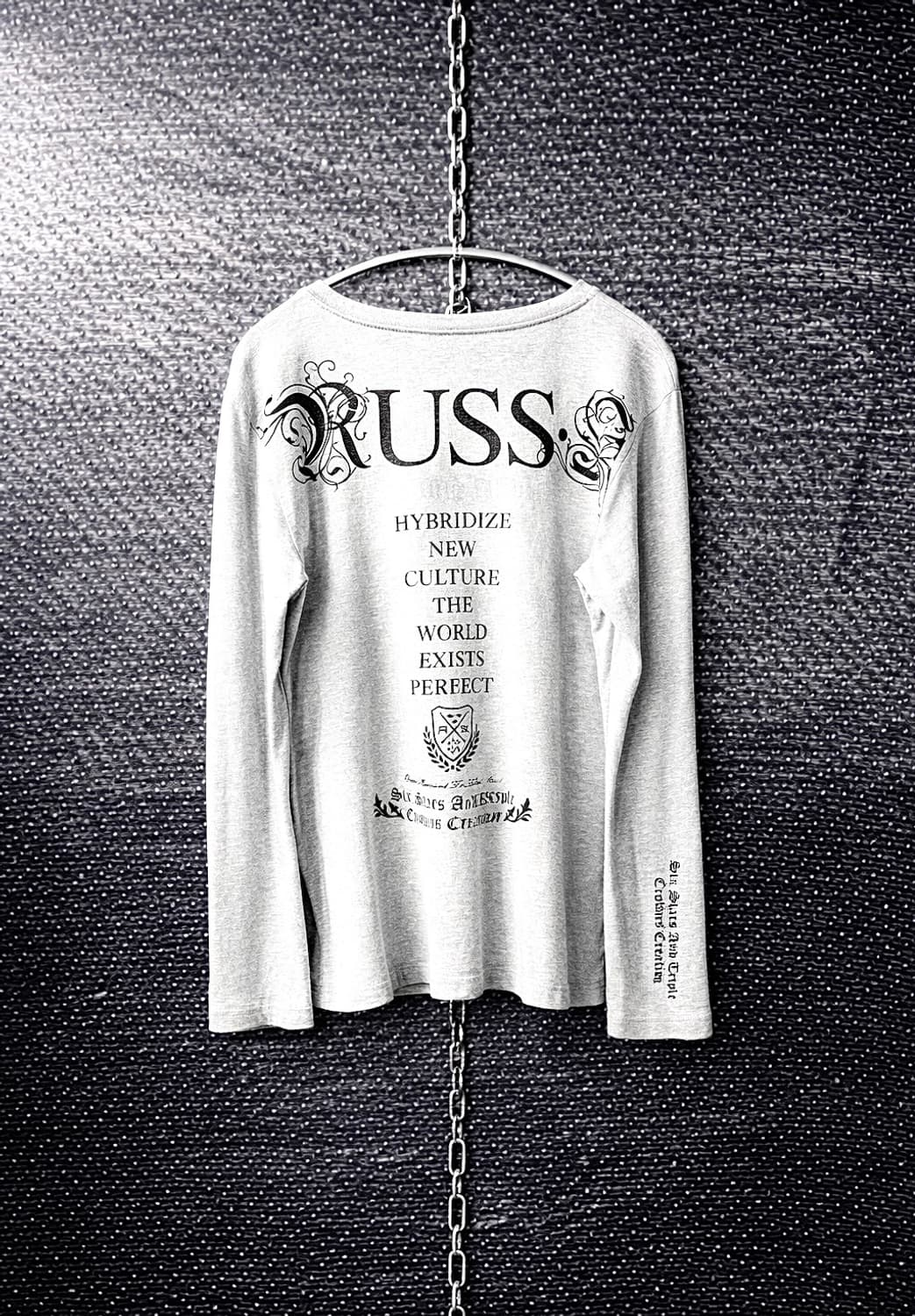 Russ-k 브이넥 레터링 긴팔 티셔츠 상품이미지2