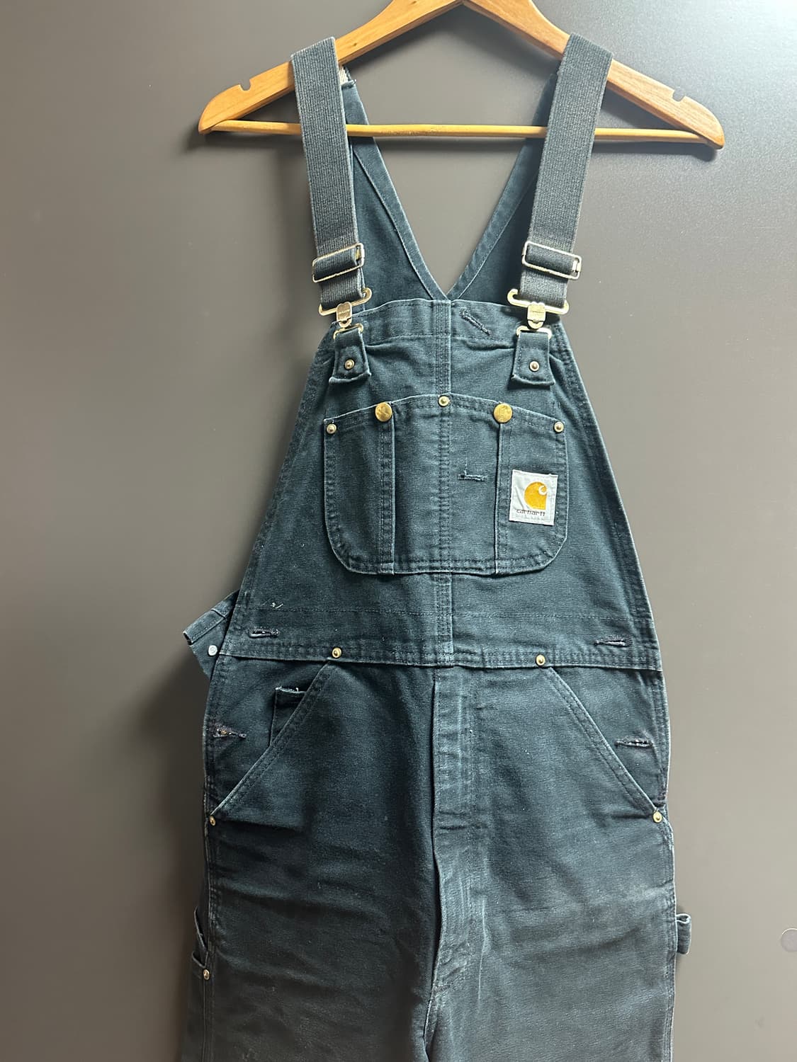 칼하트 멜빵바지 상품이미지1