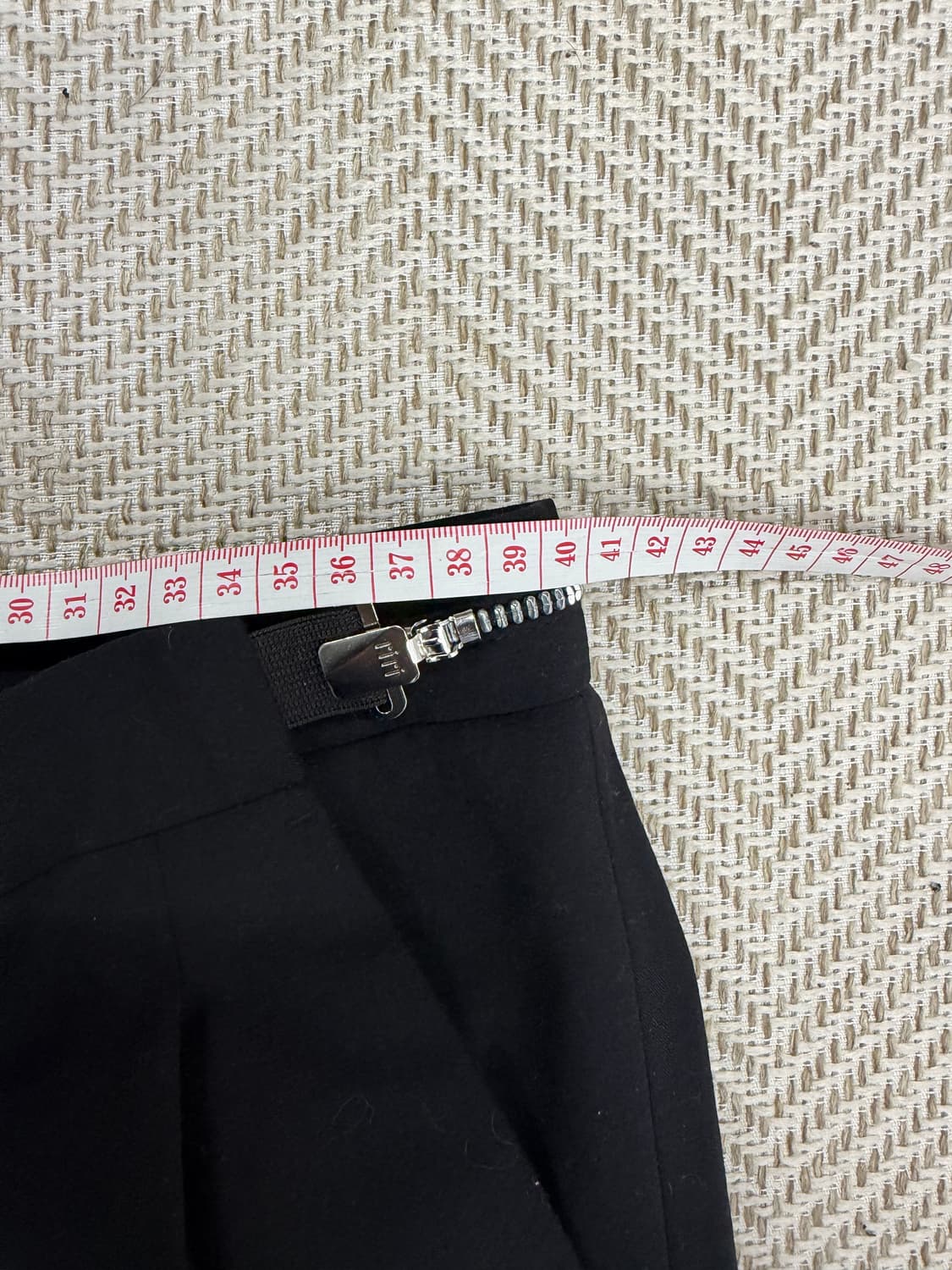 정품) 솔리드옴므  22ss 허리 스트랩 슬랙스 바지 46 상품이미지9