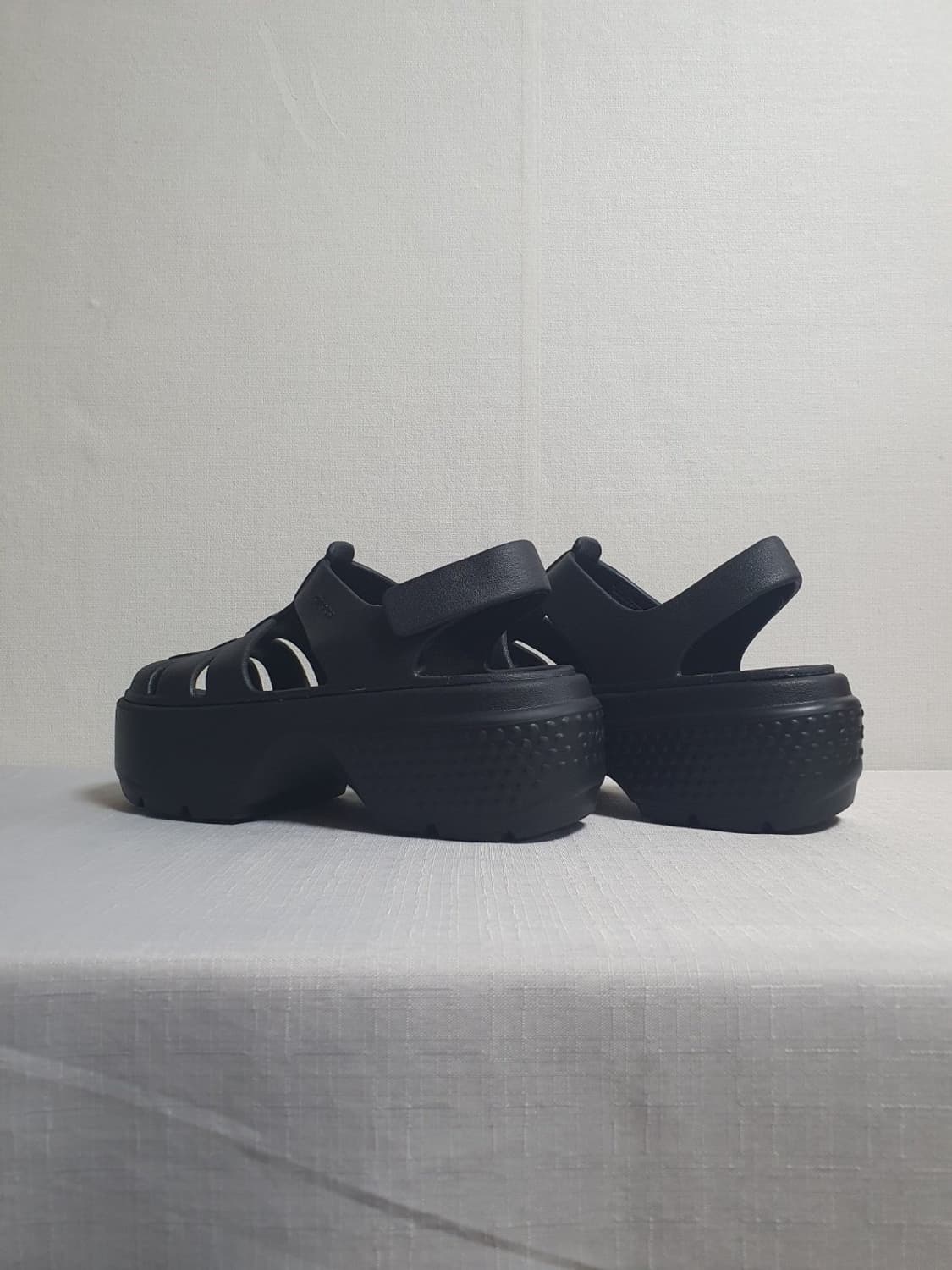 230mm 크록스 스톰프 피셔맨 샌들 블랙 상품이미지6