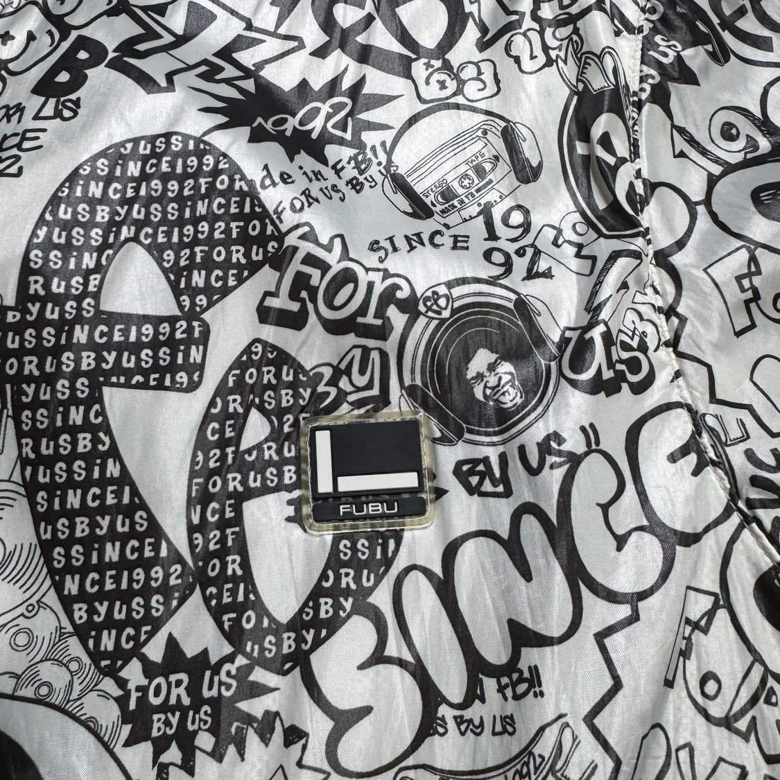 후부 올드스쿨 패턴 바람막이  상품이미지3