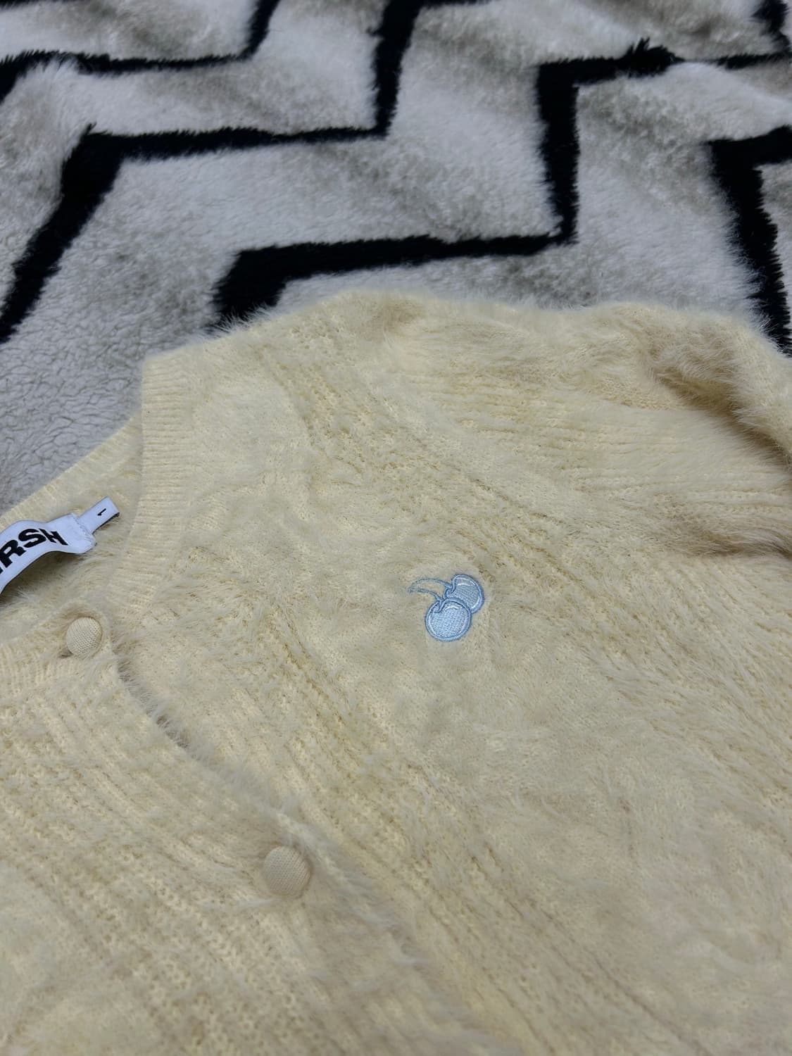 [1]키르시 모헤어 니트 가디건 상품이미지1