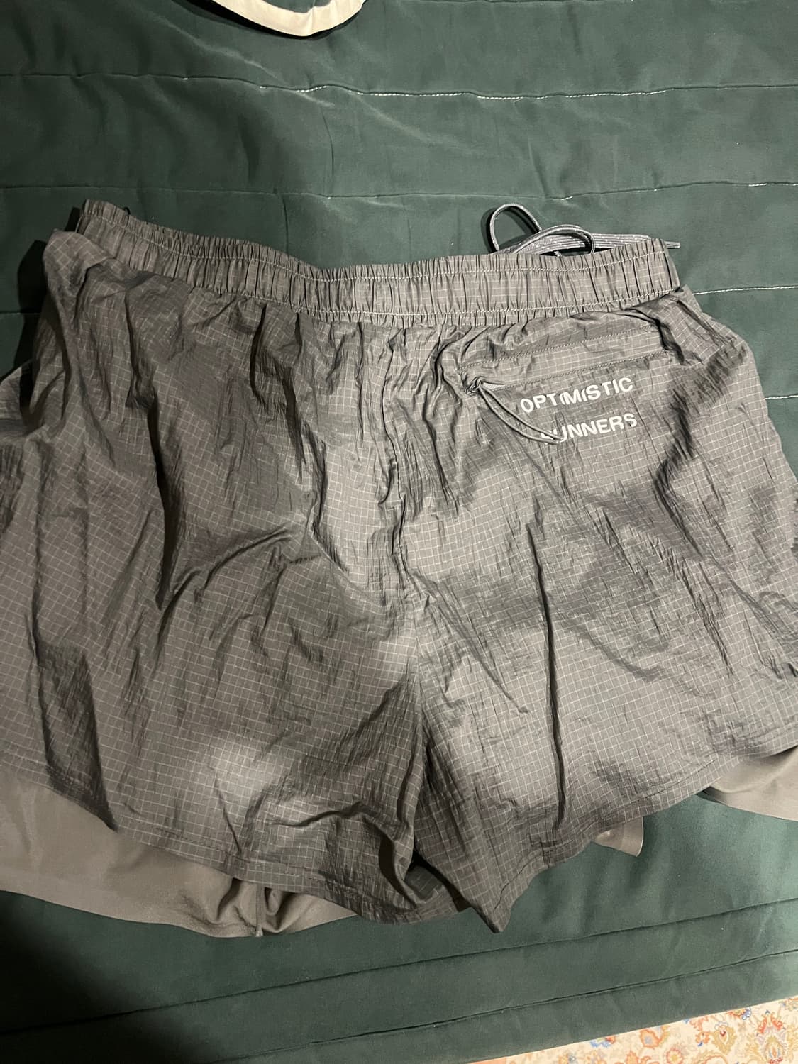 옵티미스틱 러너스 글로시 립스탑 쇼츠 메탈릭 그레이 상품이미지5