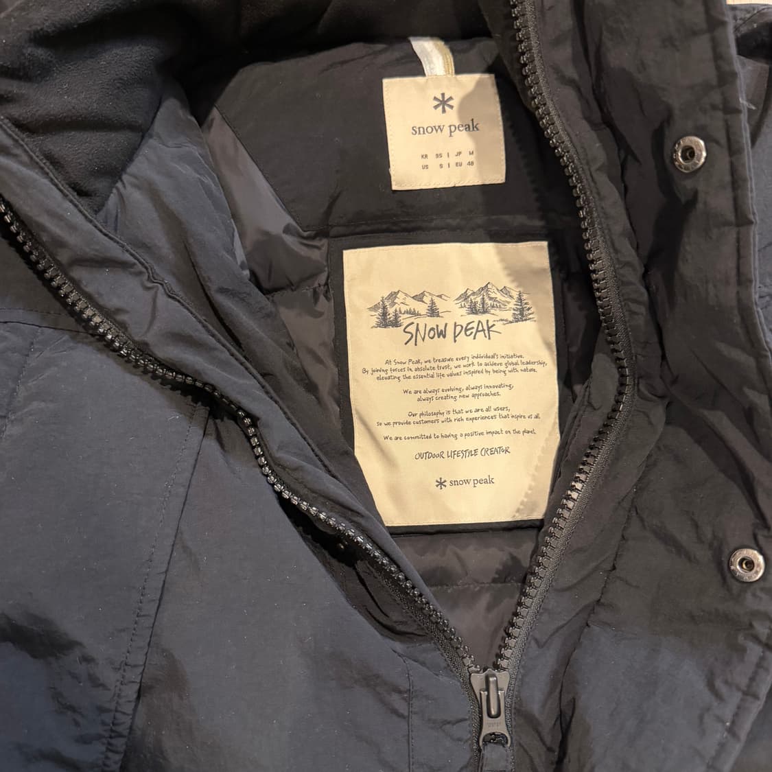스노우피크 사선 포켓 헤비 다운 자켓 상품이미지2