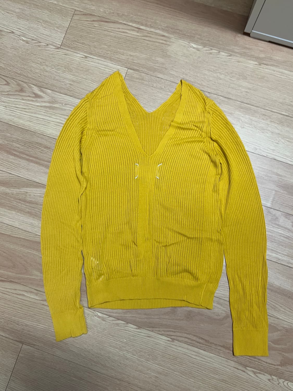 마르지엘라 니트탑 메리골드 컬러 상품이미지5