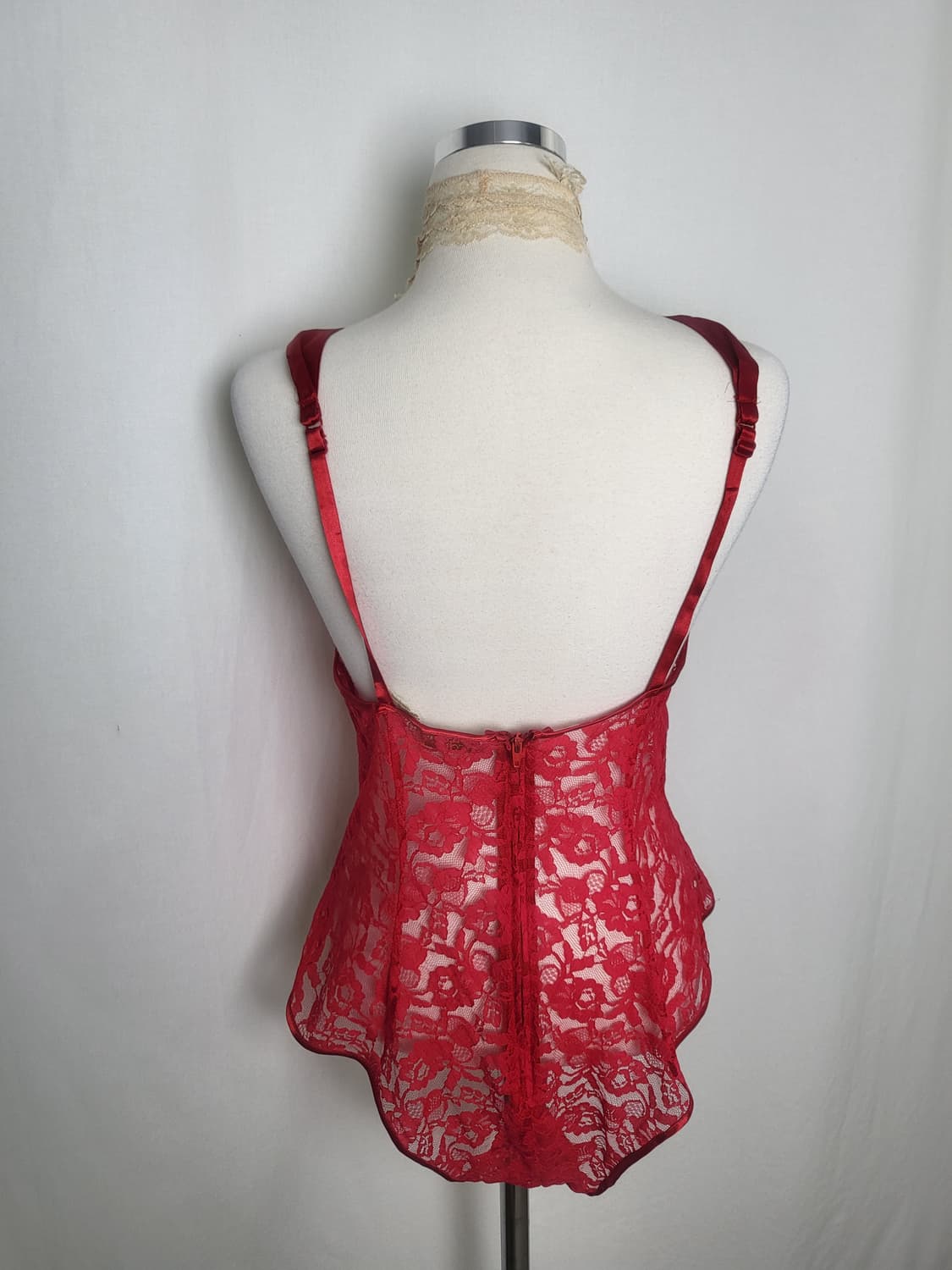 빈티지 레드 레이스 바디수트 상품이미지2
