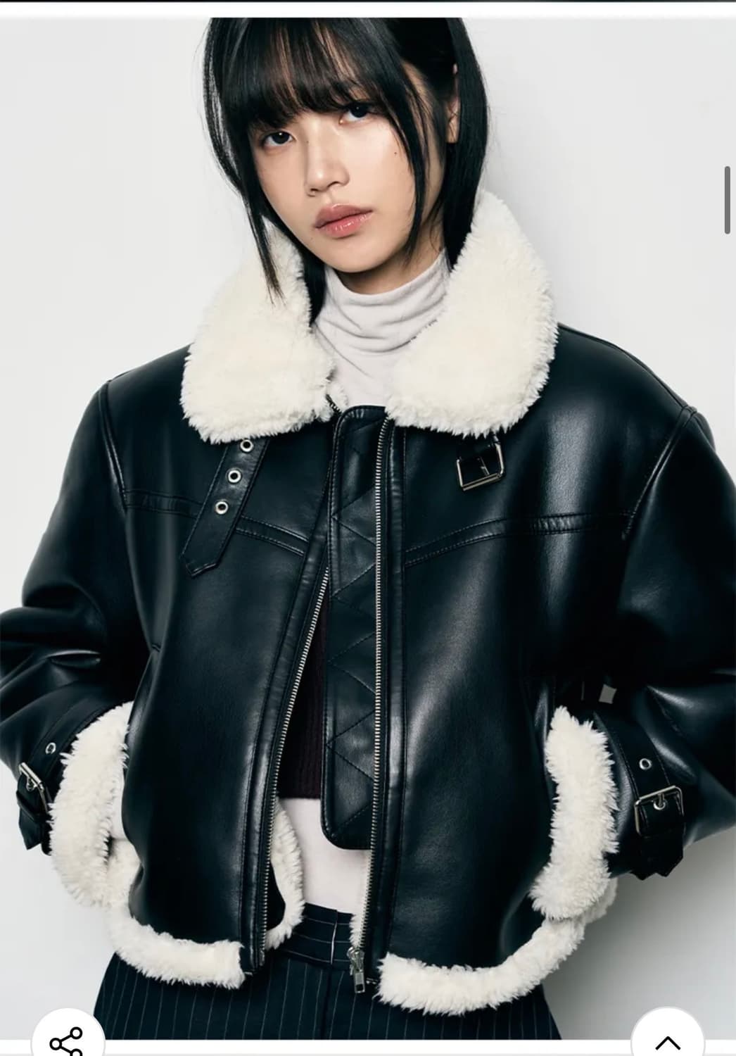 레더리 오블리크 오버핏 레더 무스탕 자켓 [BLACK] 판매 상품이미지4