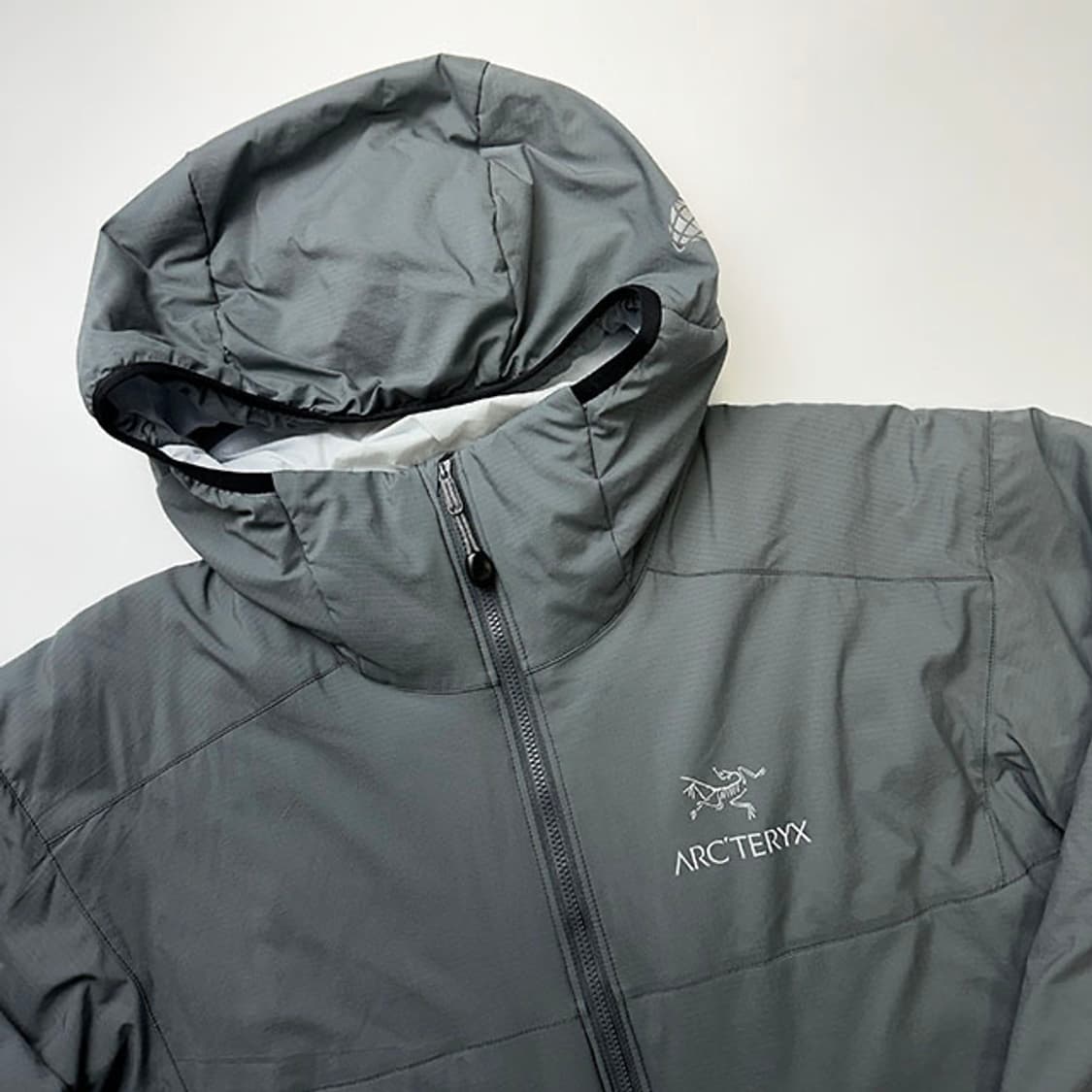 ARC'TERYX x BEAMS 아크테릭스 x 빔즈 아톰 자켓 상품이미지3