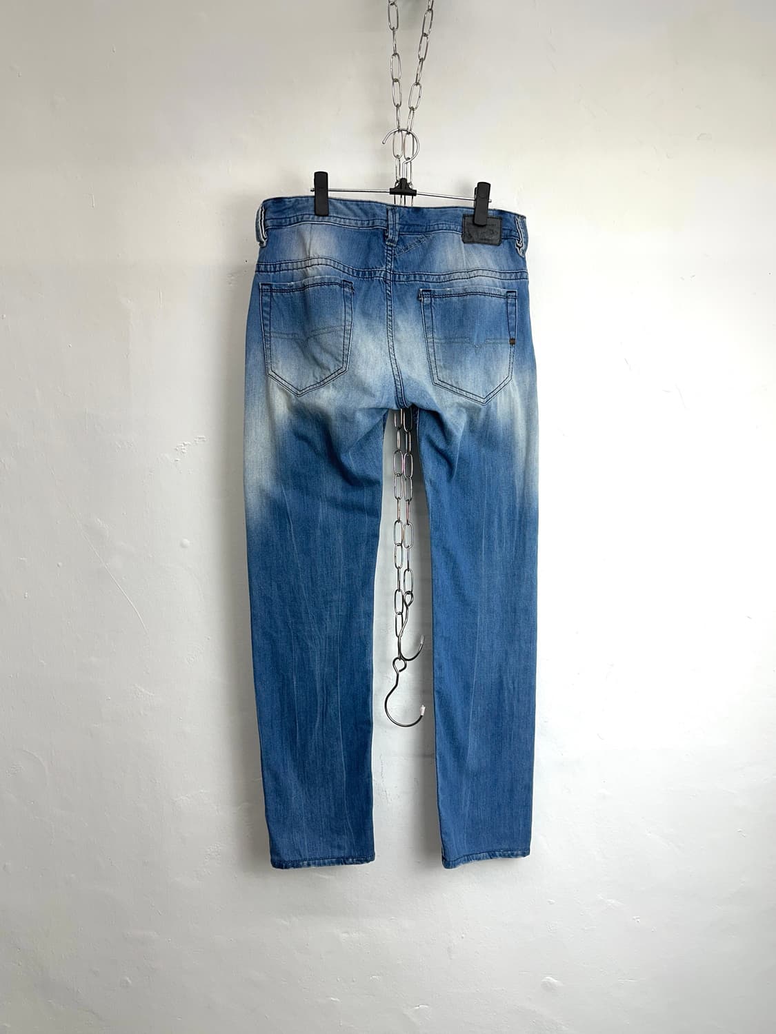 Diesel Thavar 0823S Straight Jeans 상품이미지4