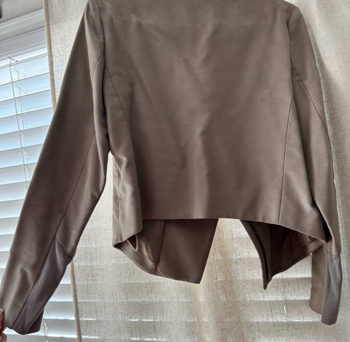 헬무트랭 tan faux suede biker jacket 상품이미지3