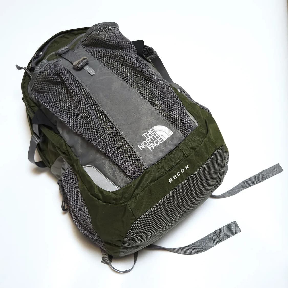 노스페이스 올드스쿨 레콘 백팩 카키 상품이미지2