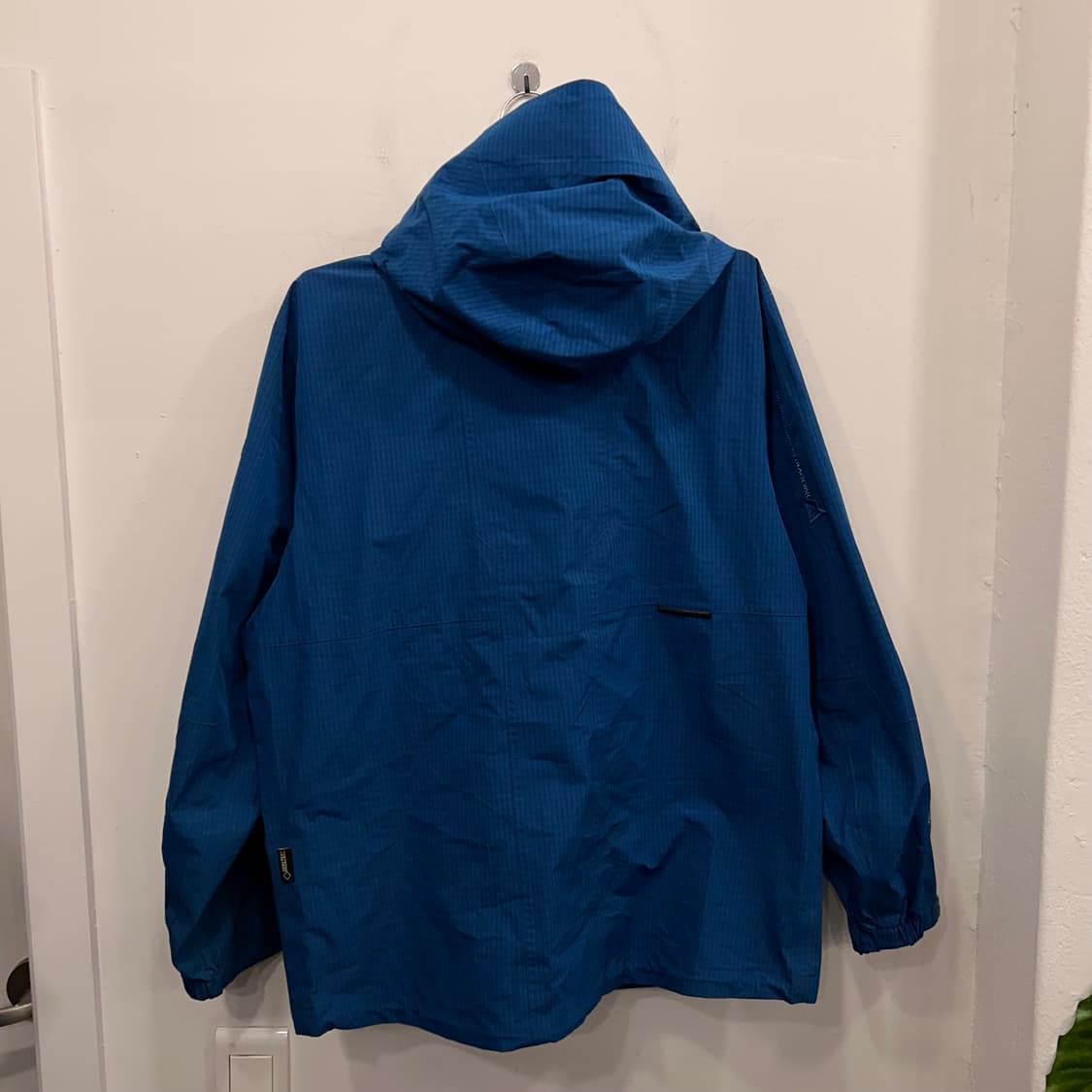 블랙야크 아웃도어 고어텍스 하이넥 후드 바람막이 상품이미지5