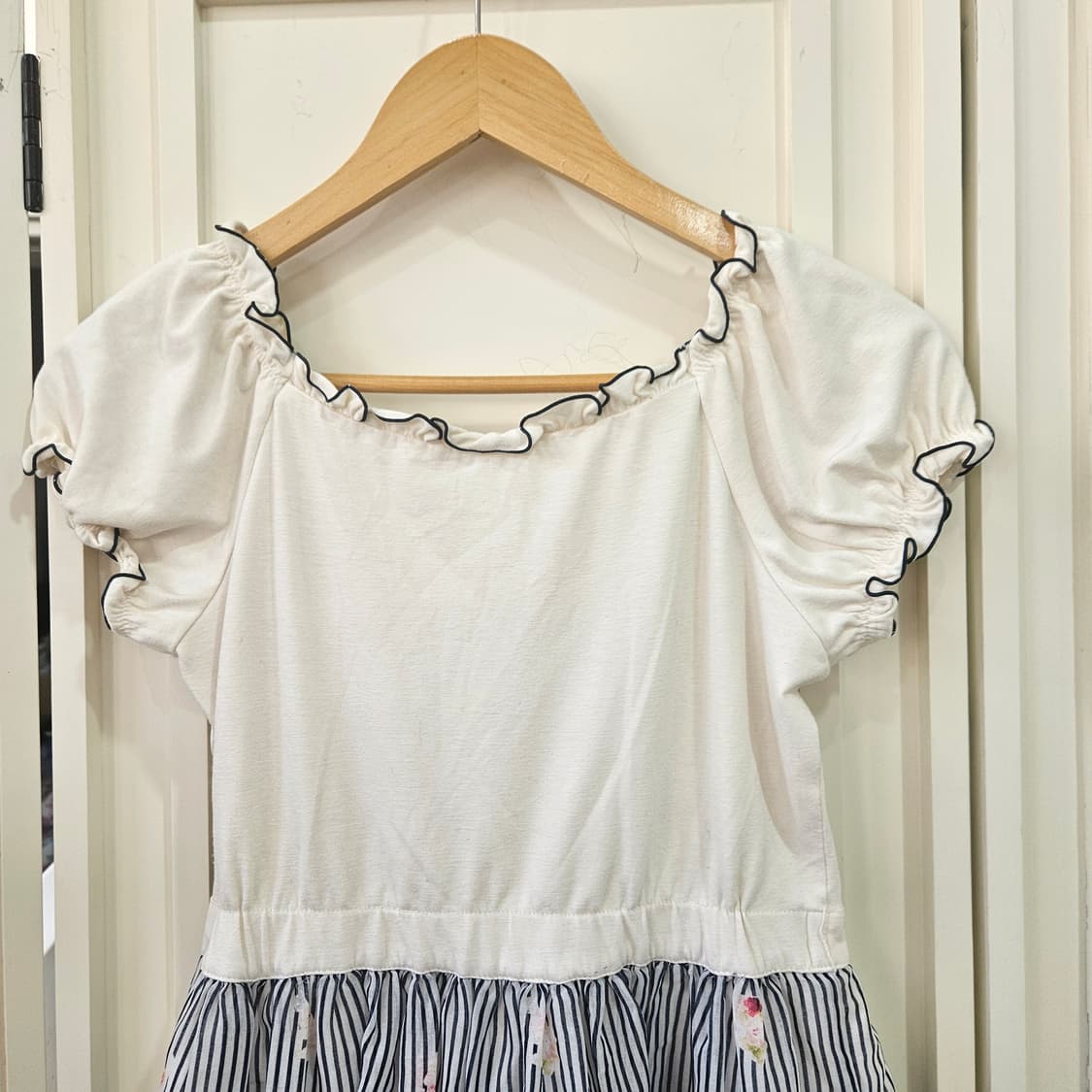 레스트로즈(Lest Rose) 플라워 스트라이프 원피스 상품이미지6