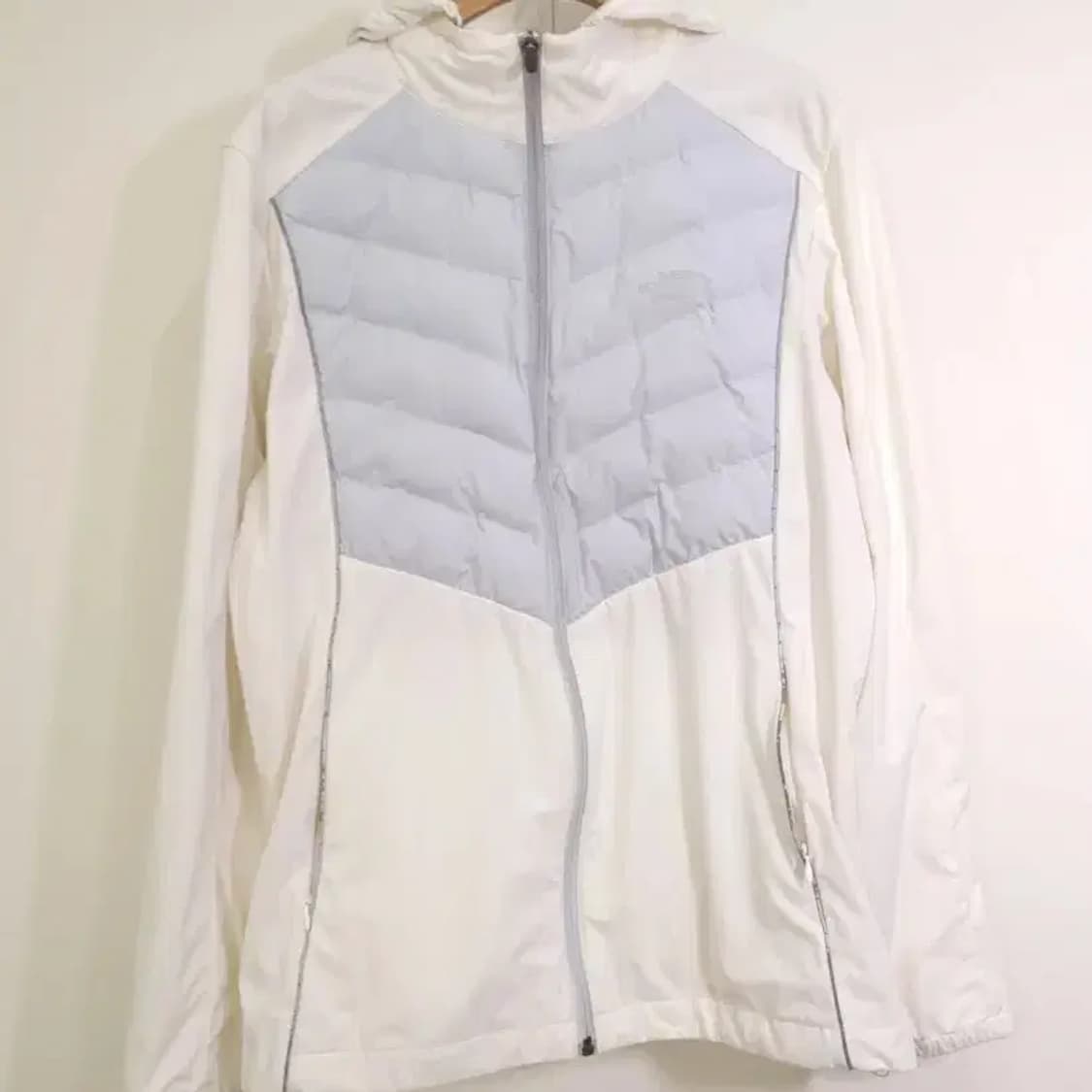 노스페이스 경량 패딩 자켓 상품이미지3