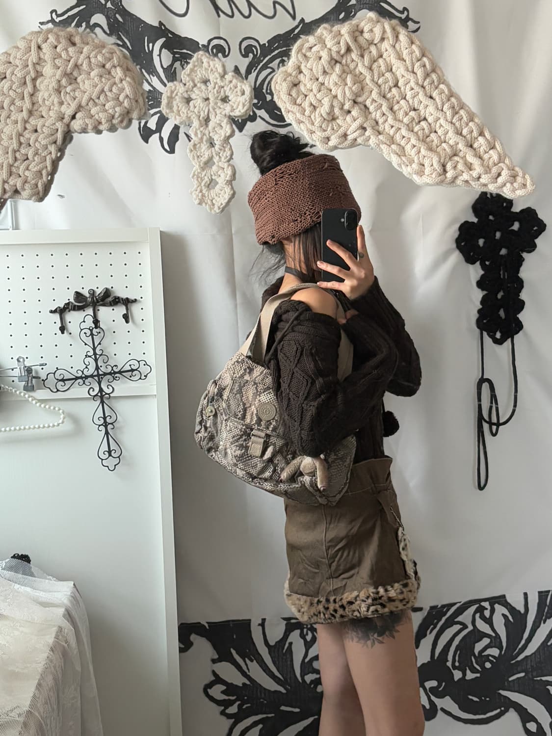 • Kipling snake pattern gray shoulder ba 상품이미지7