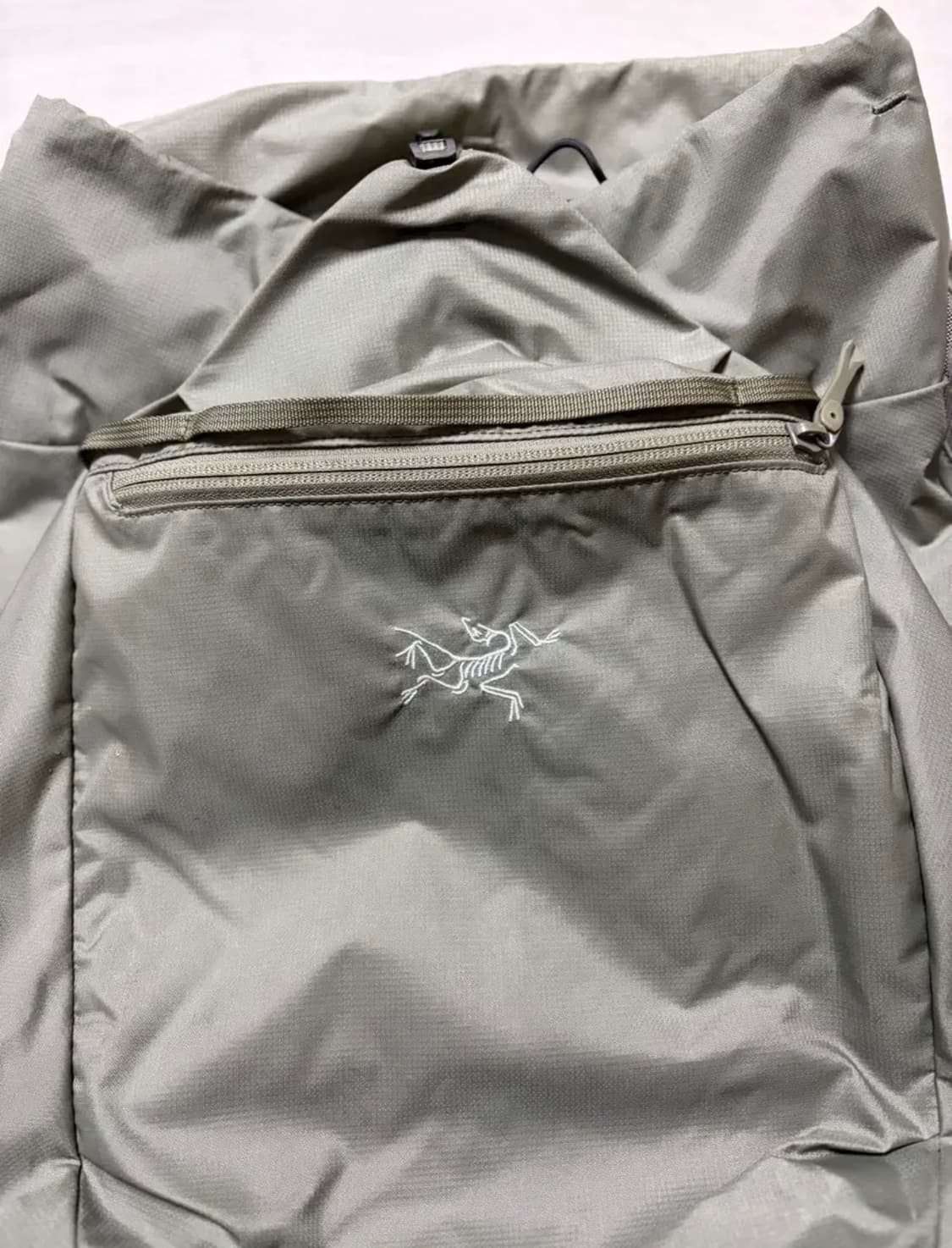 아크테릭스 헬리아드10 올리브 상품이미지3