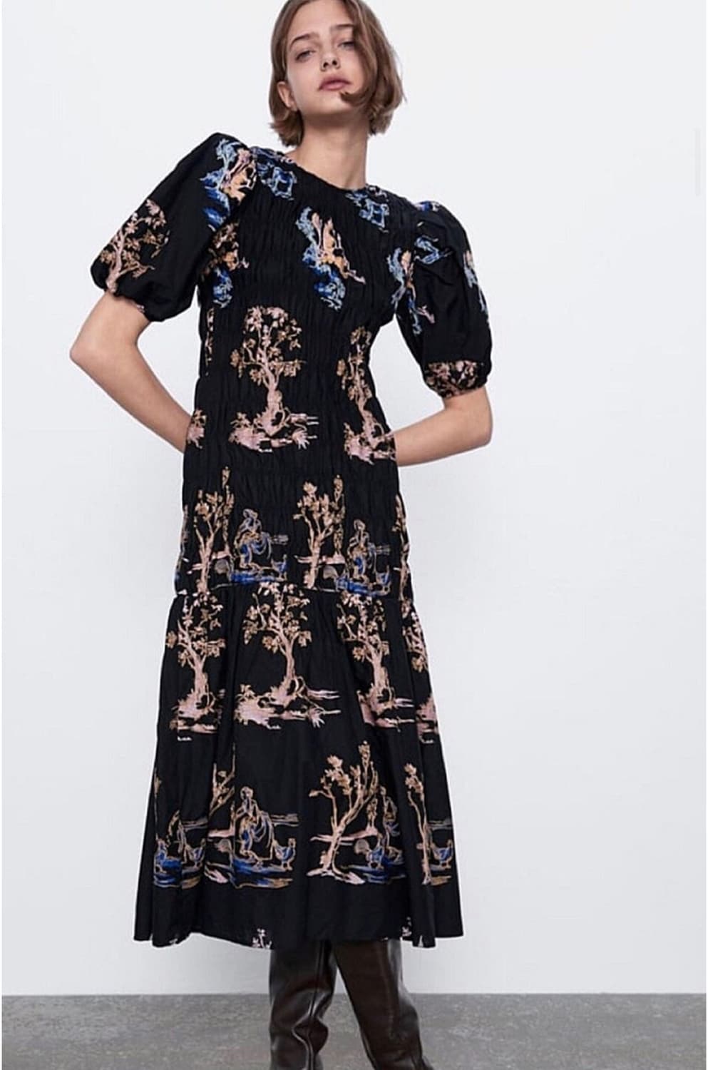 [ZARA] 엘라스틱 자수 원피스 상품이미지1