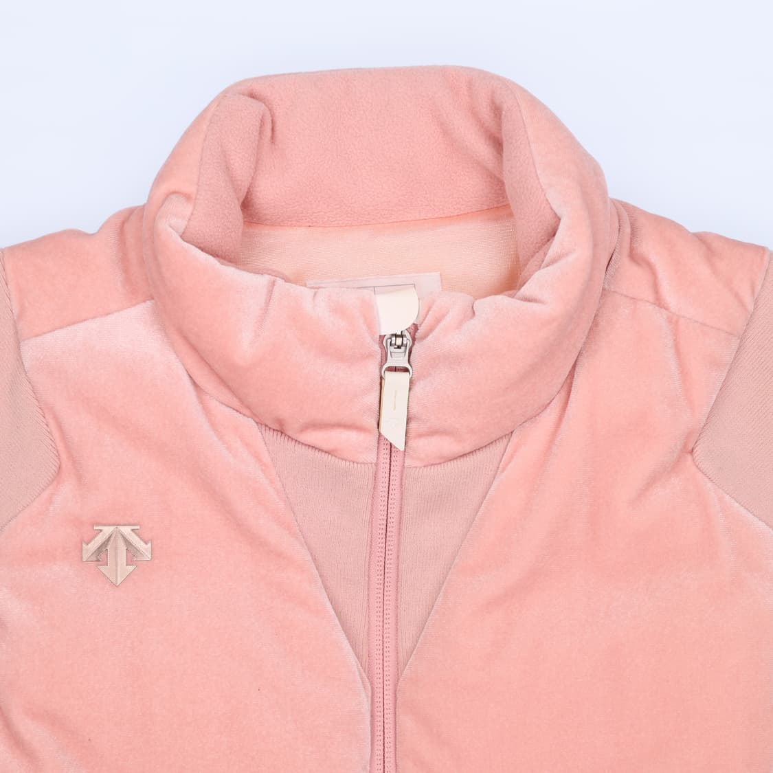 [85] 데상트 골프 벨벳 구스다운 조끼 패딩 N6895 상품이미지4