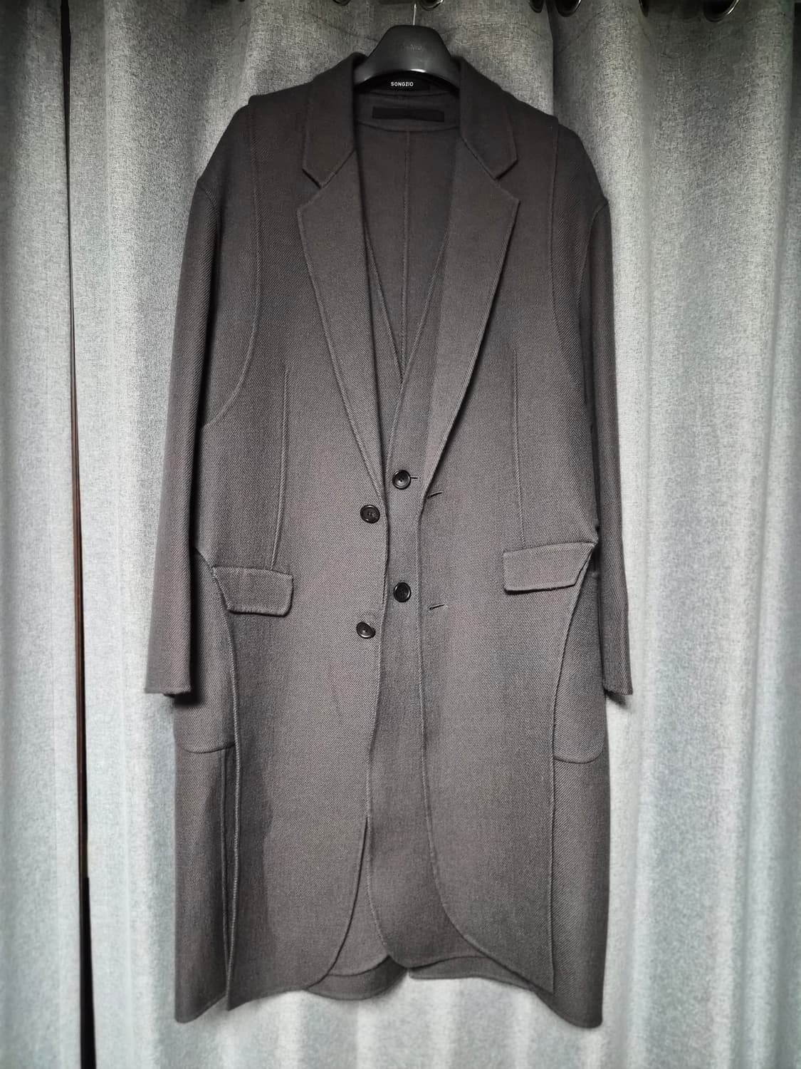 송지오옴므 메타 코트 팝니다 우영미 타임옴므 솔리드옴므 상품이미지3