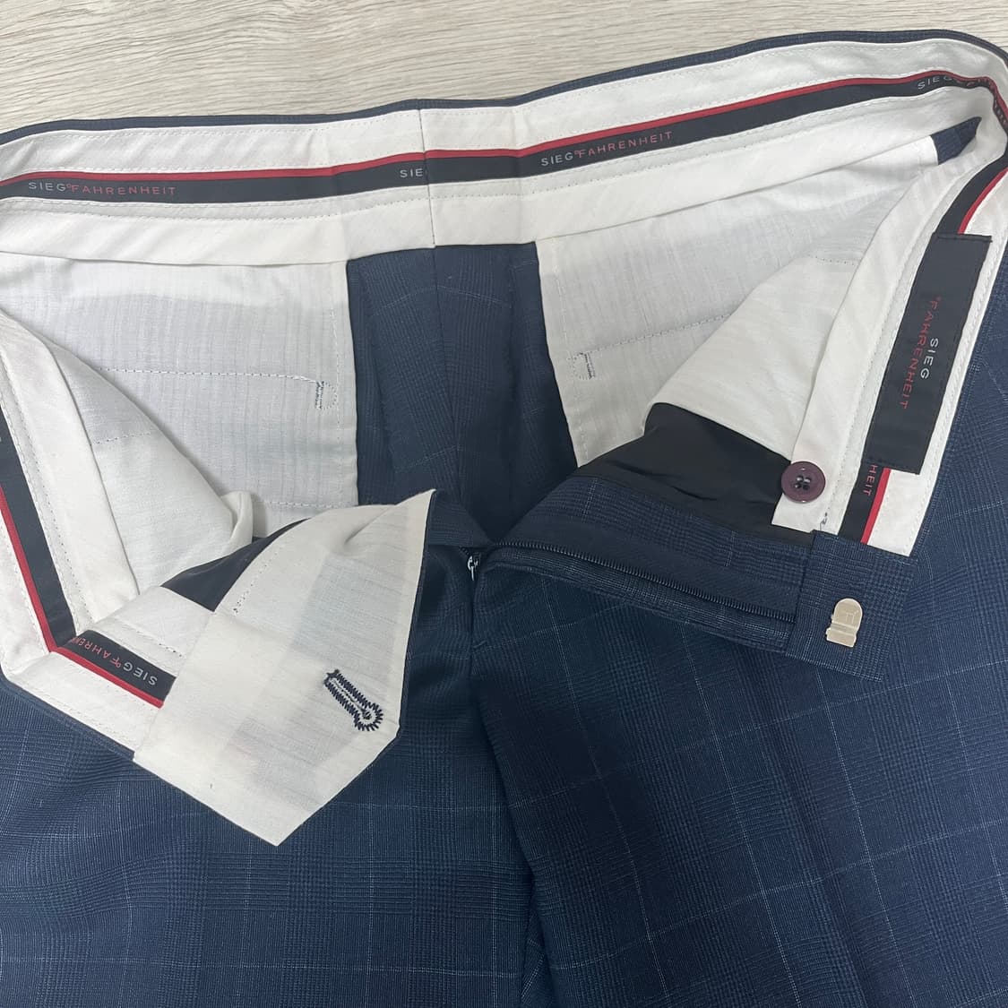 SIEG FAHRENHEIT 슬림 더블 수트 세트 -네이비 (L) 상품이미지9