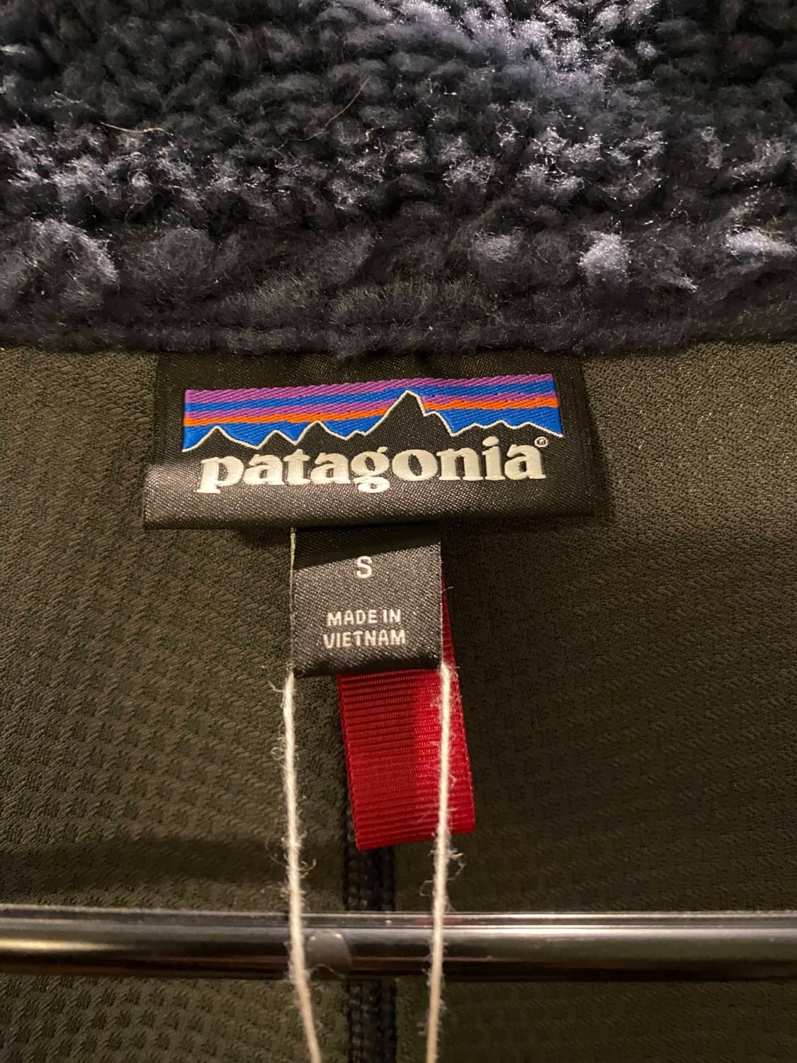 20s 파타고니아 레트로-X 네이비/레드 상품이미지3