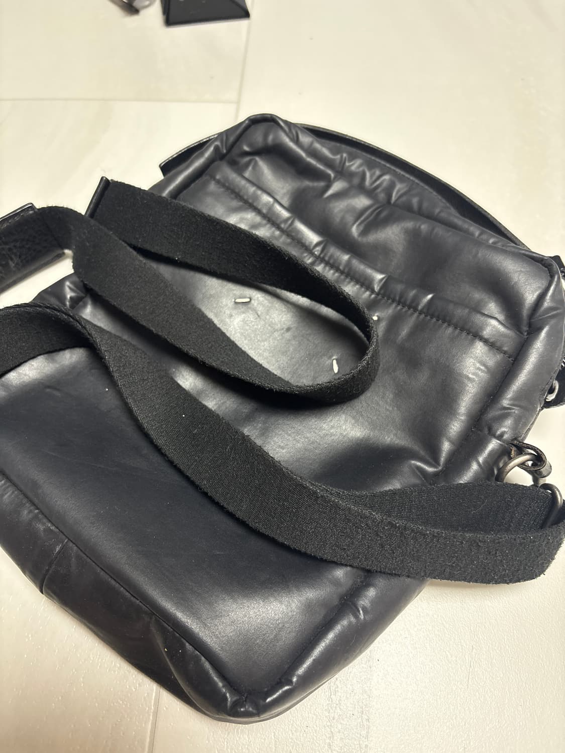 메종 마르지엘라 크로스백 블랙 상품이미지3