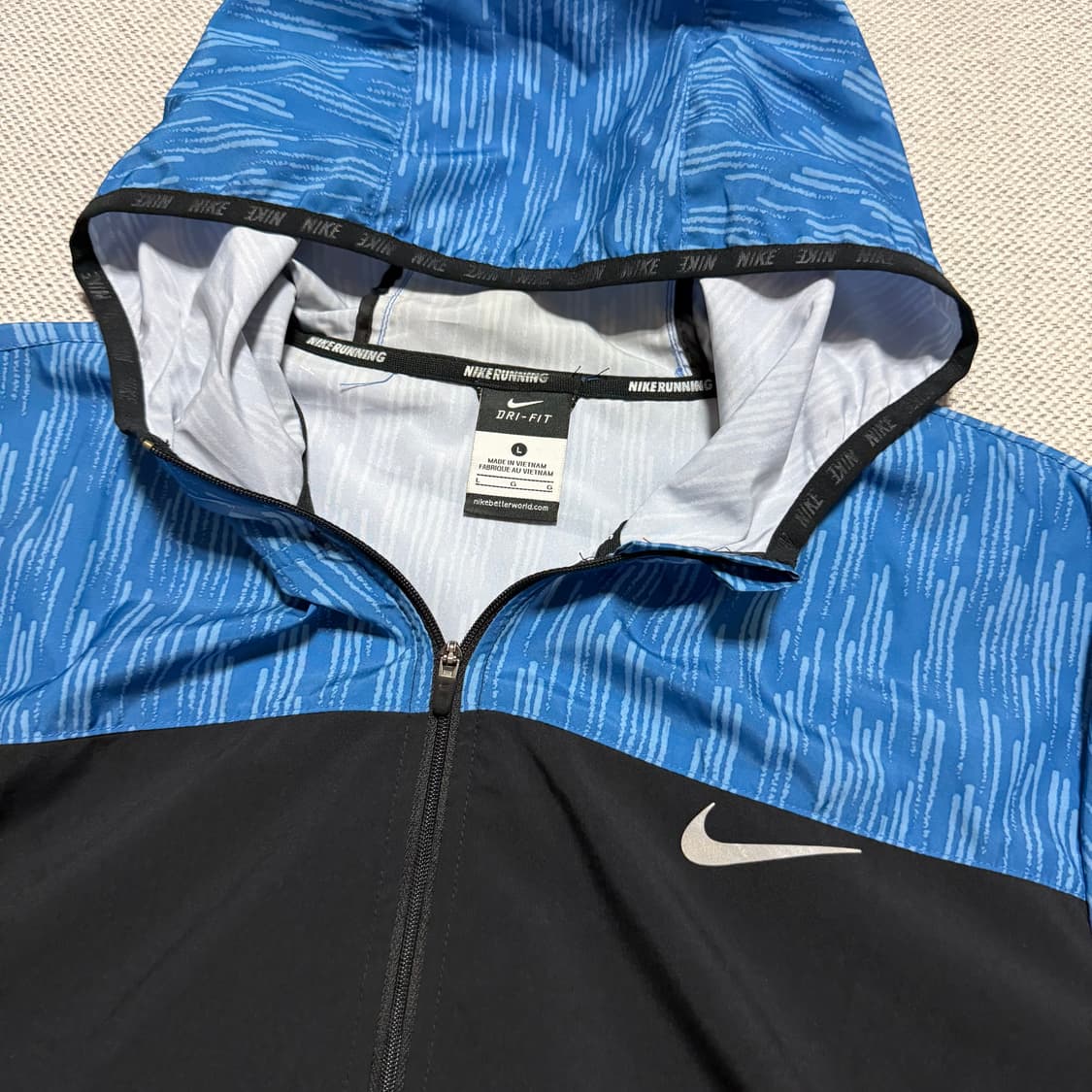 나이키 드라이핏 런닝 바람막이 자켓 상품이미지2