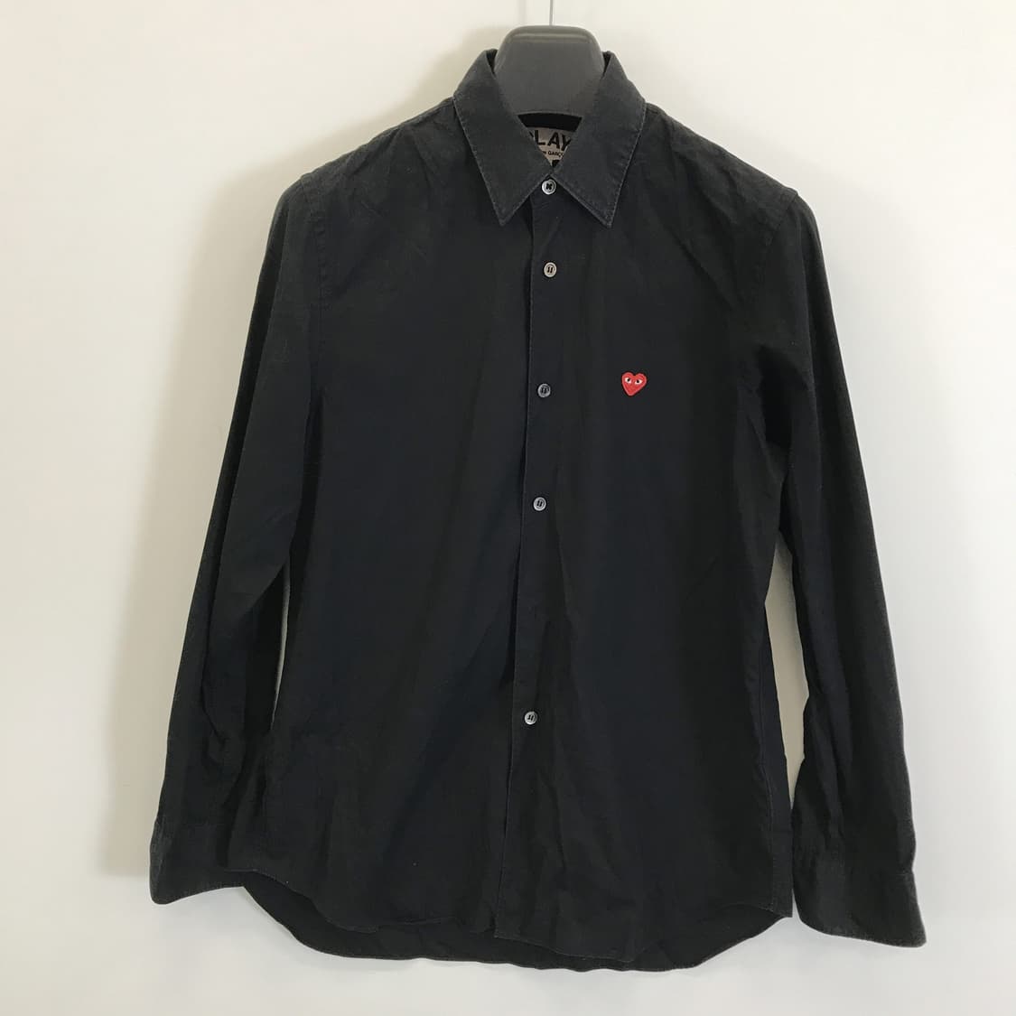 꼼데가르송 블랙 미니 레드와펜셔츠 [S] 상품이미지1