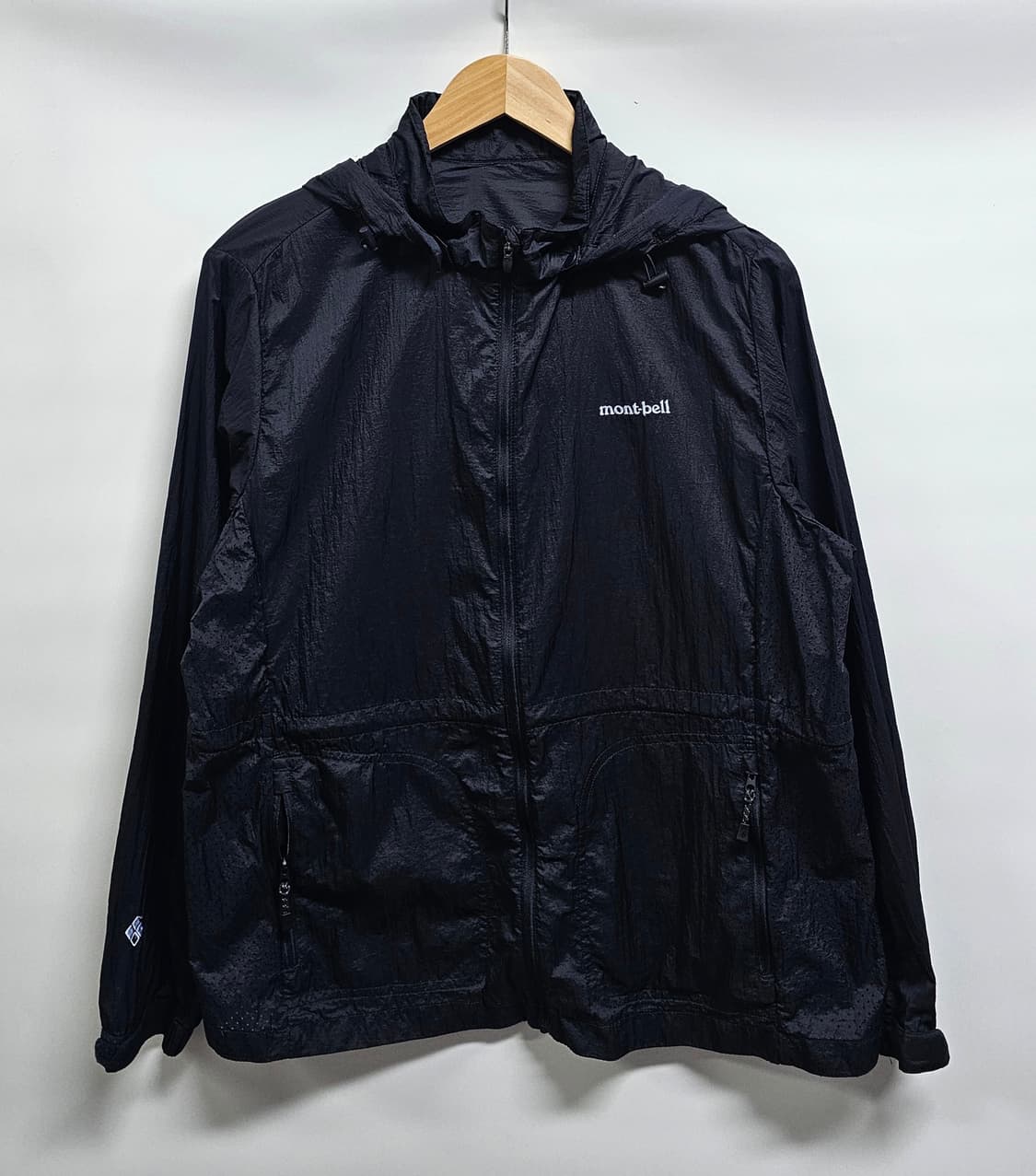 몽벨 여성 경량 바람막이 XL 24년신상 상품이미지1