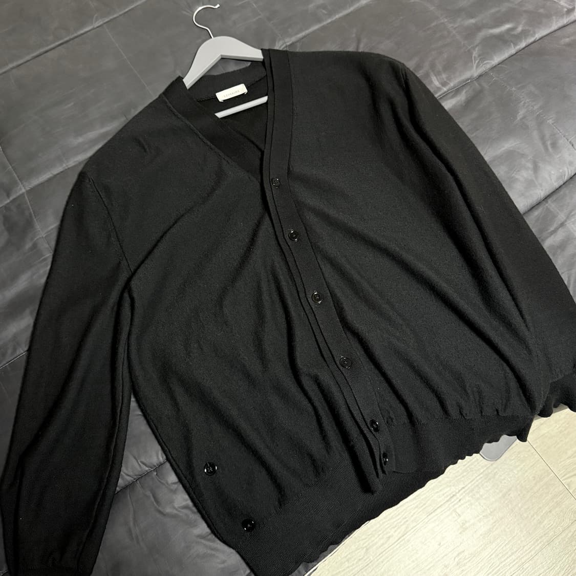 르메르 22FW 트위스티드 가디건 블랙 L 상품이미지7