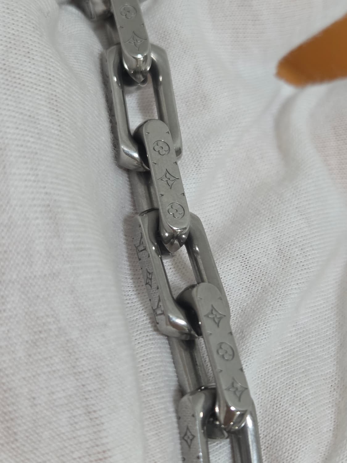 [새상품급] 루이비통 버질아블로 모노그램 팔찌 M Size 상품이미지3